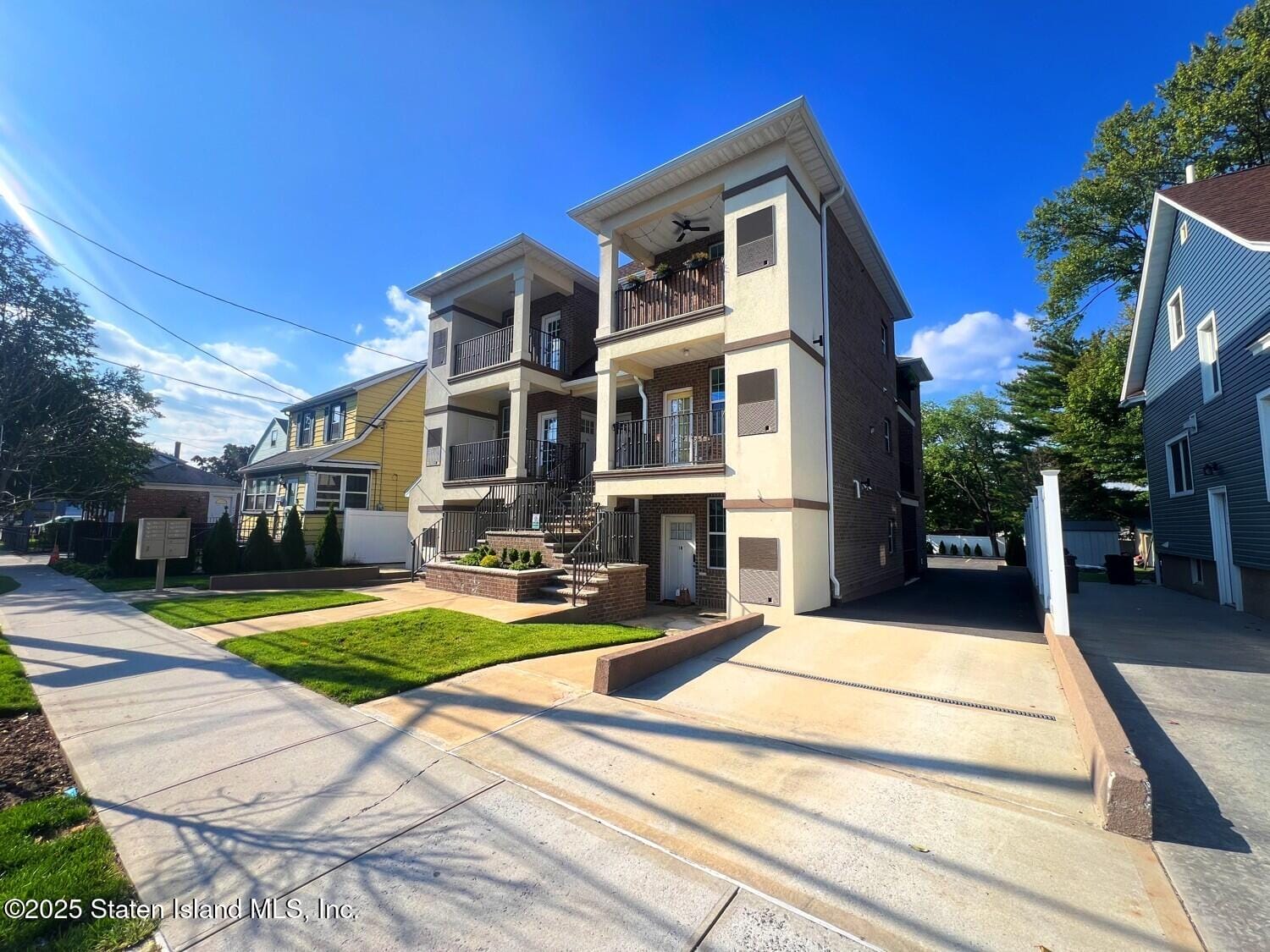 1131 Forest Avenue #2b Image 2