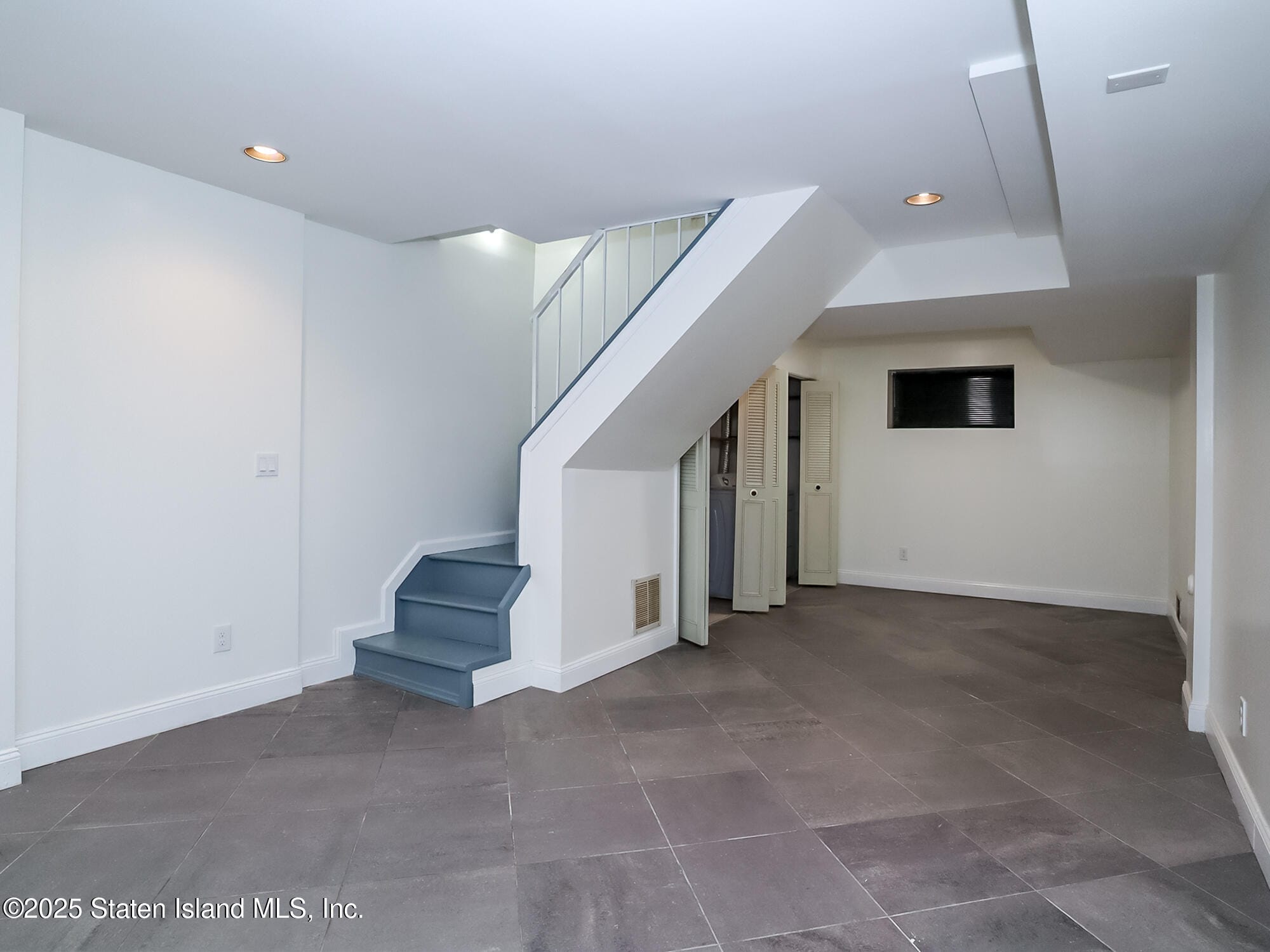 52 Farrell Court, Staten Island, NY, 10306 image 20