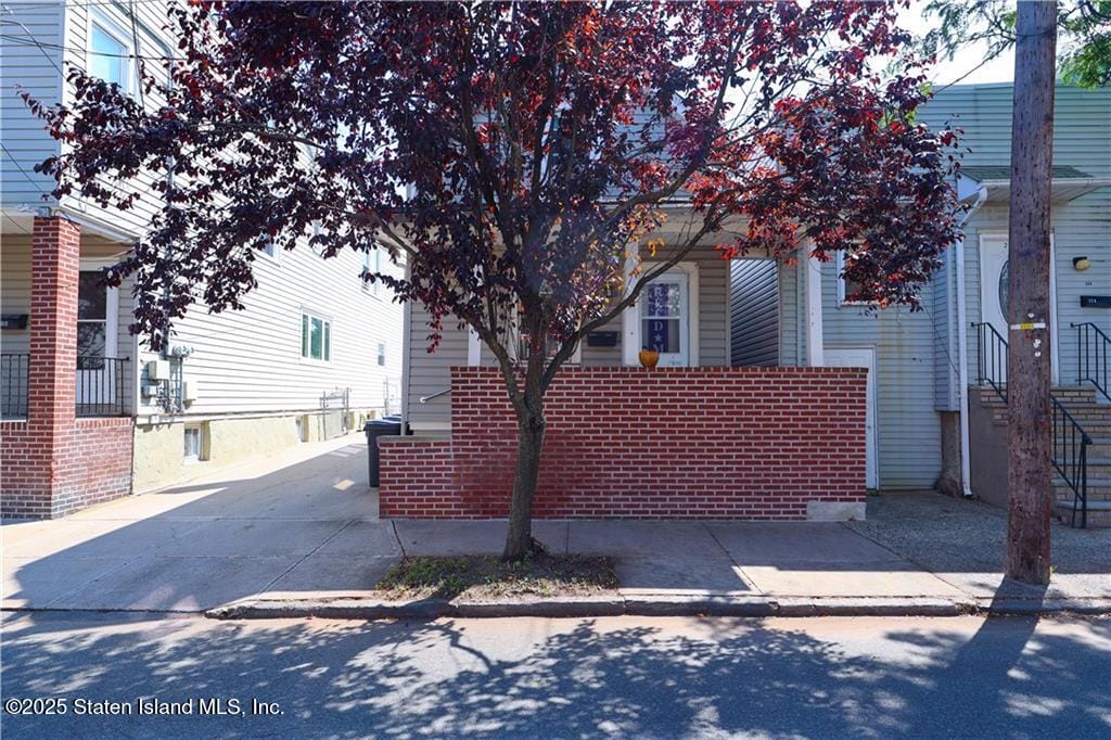 212 Saint Marys Avenue Image 1