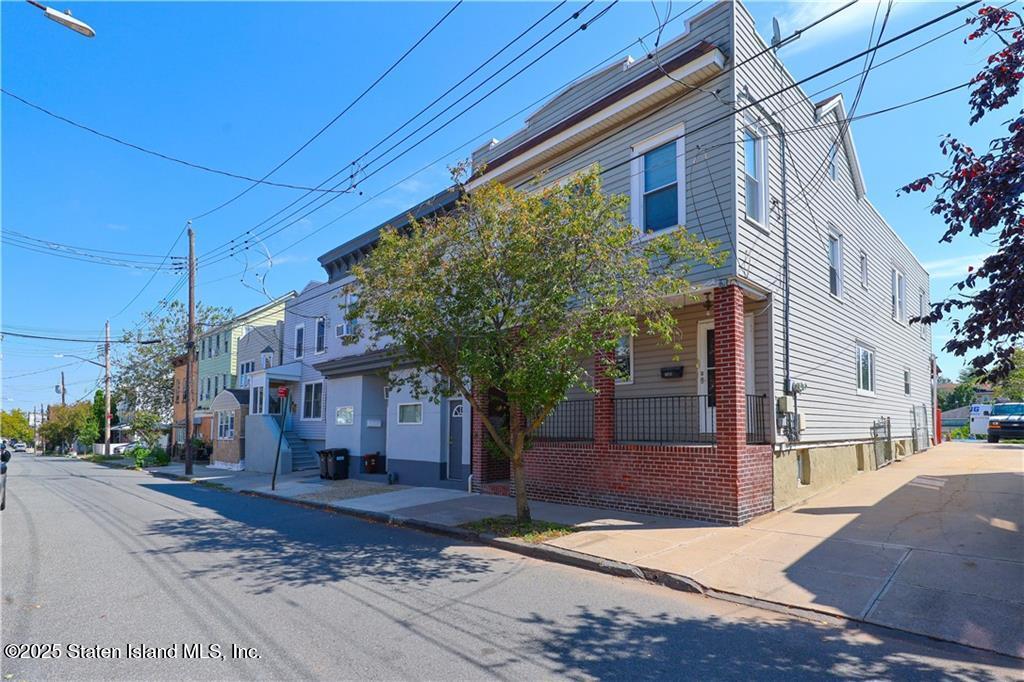 212 Saint Marys Avenue, Staten Island, NY, 10305 image 14