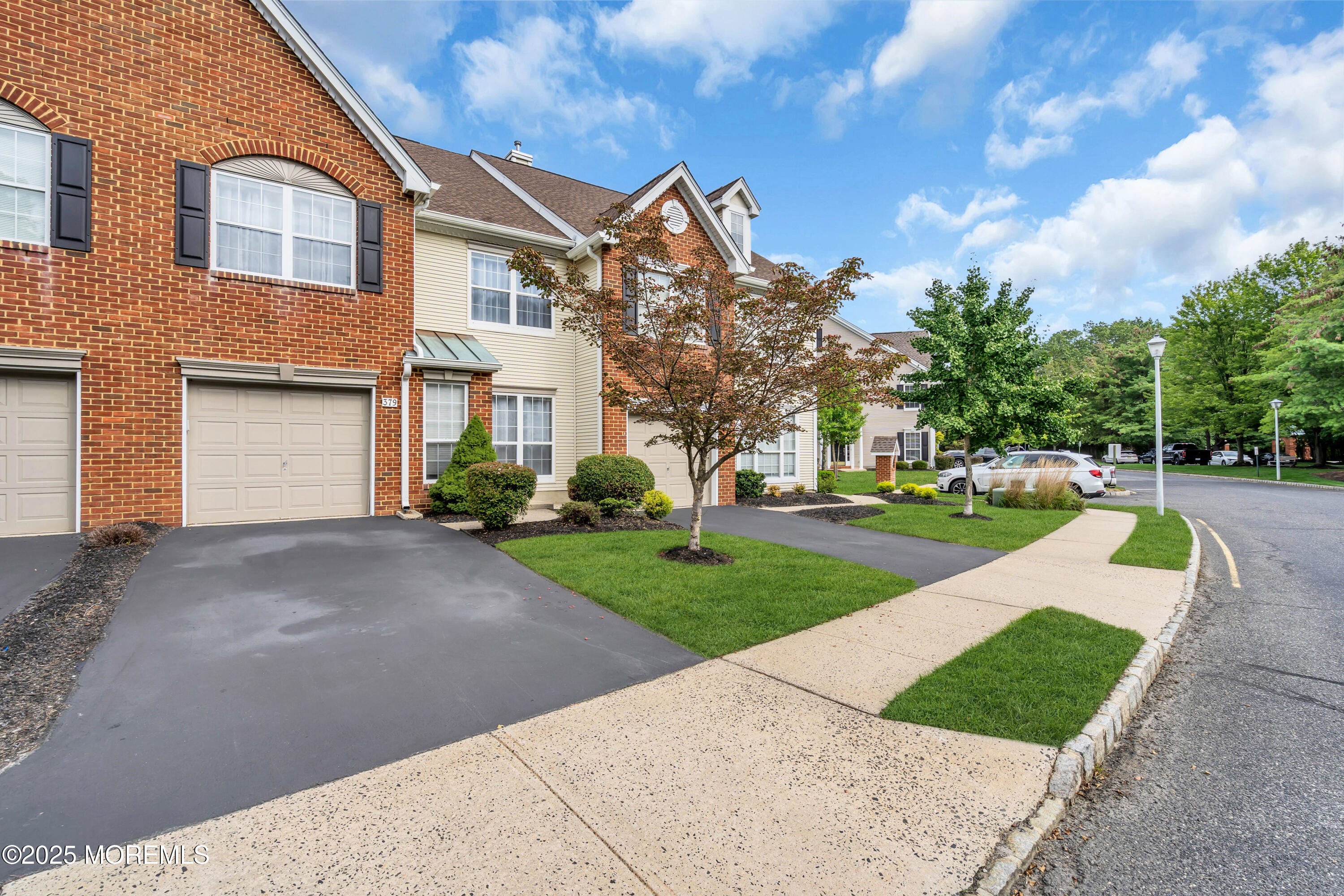 379 Daniele Drive 1505 Image 3