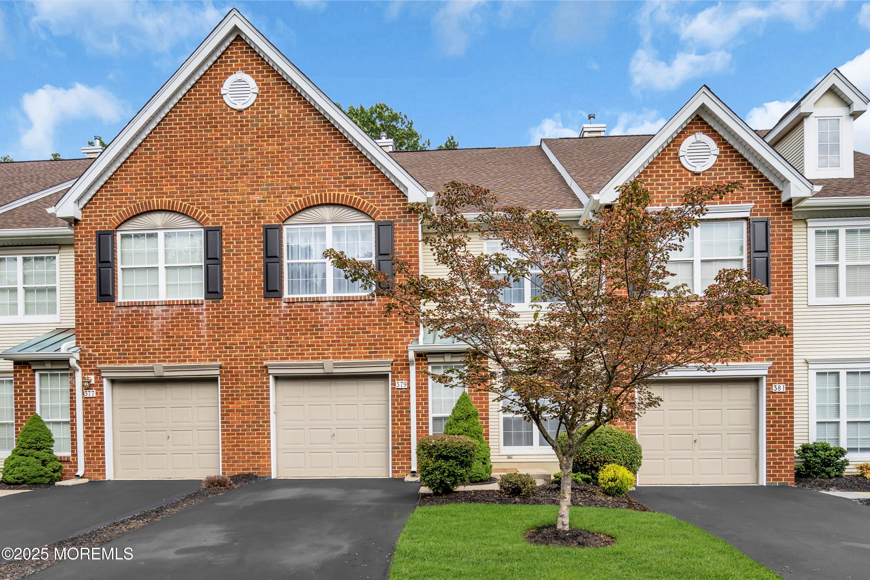 379 Daniele Drive 1505 Image 2
