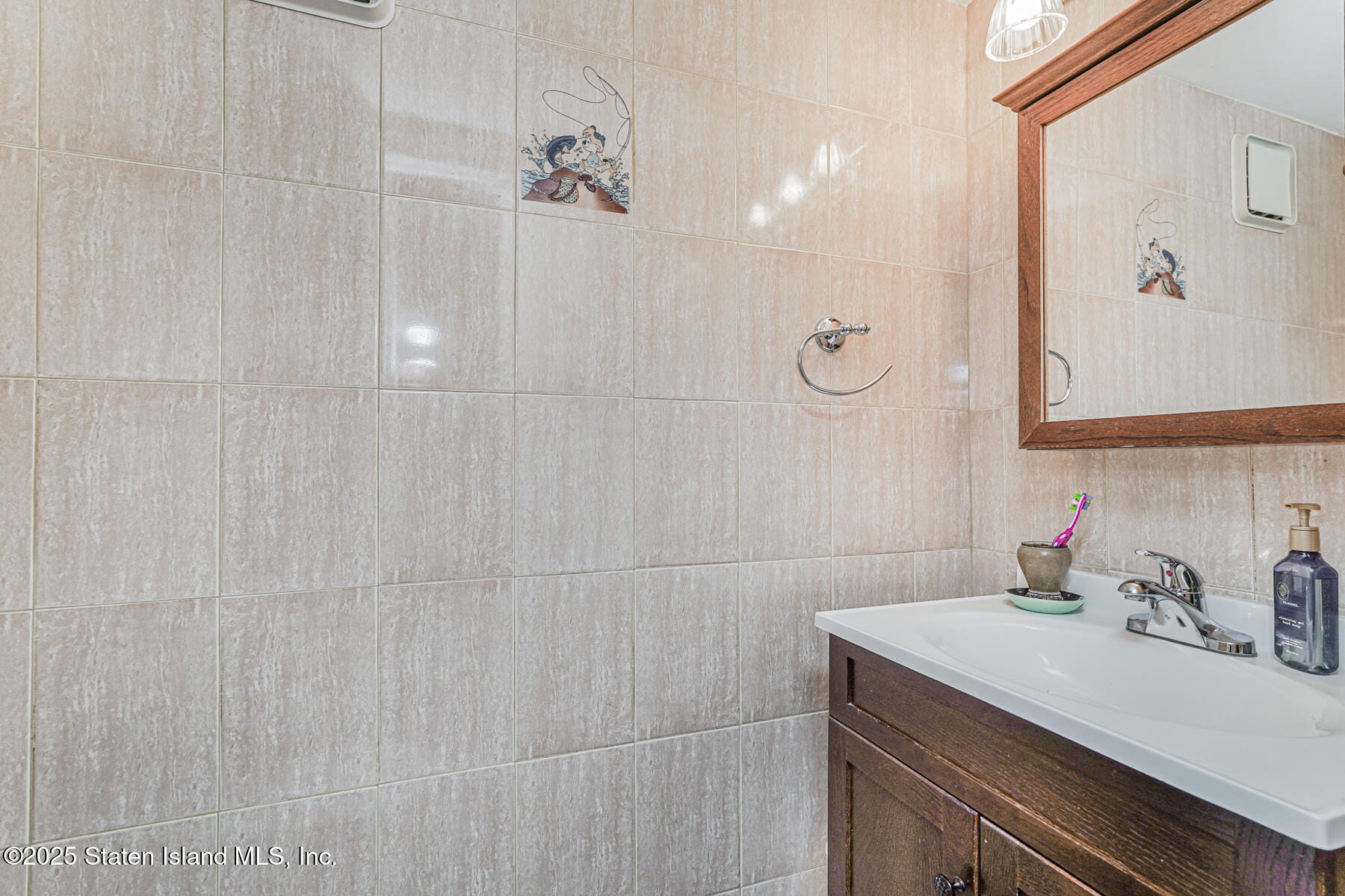 102 Seguine Place, Staten Island, NY, 10312 image 20