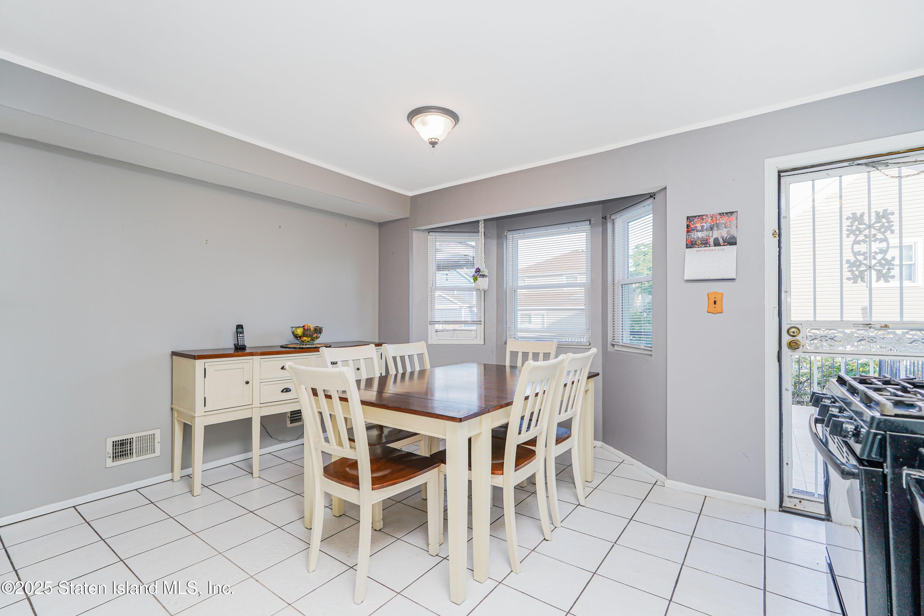 11 Lava Street, Staten Island, NY, 10305 image 9