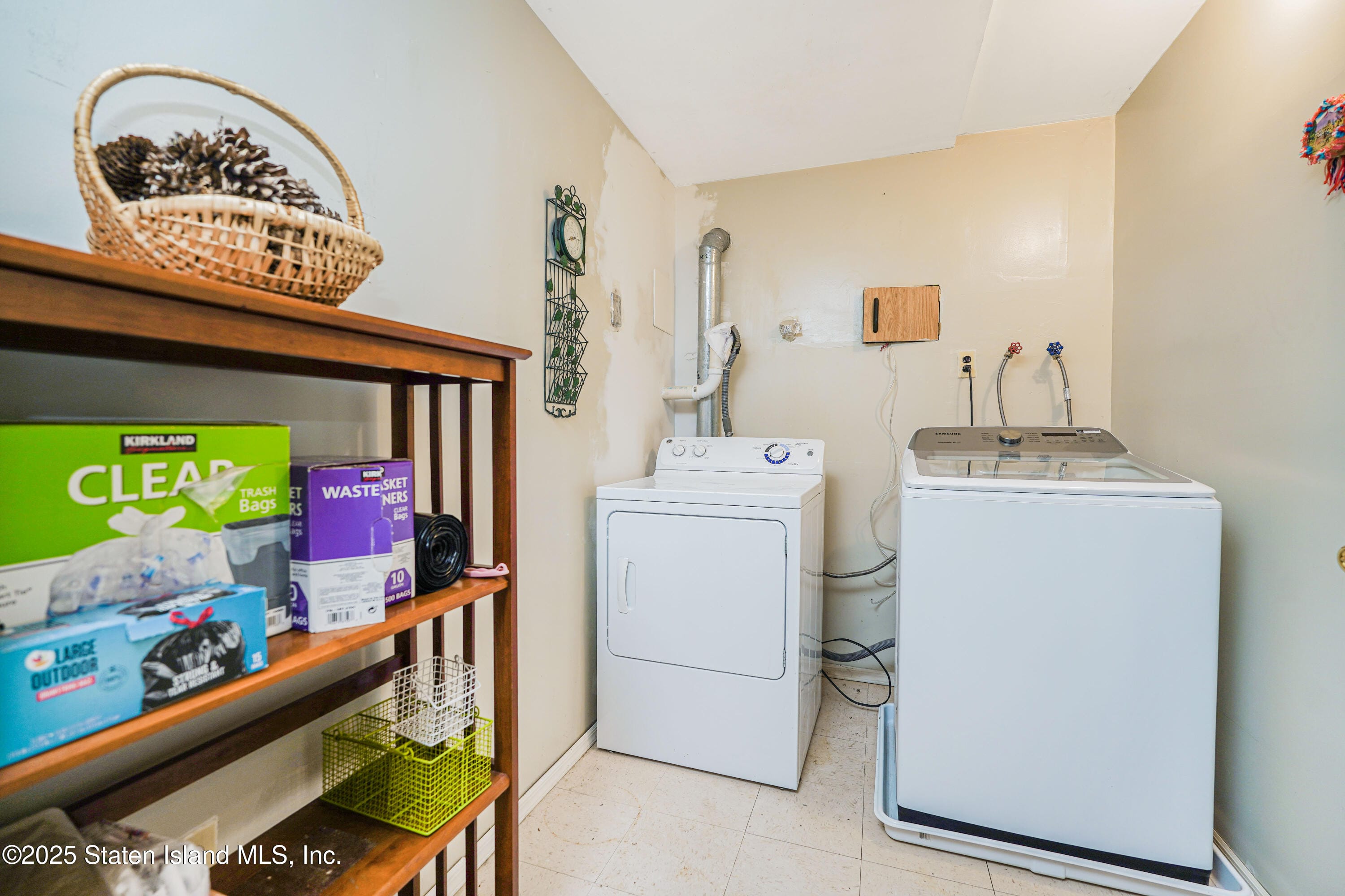 11 Lava Street, Staten Island, NY, 10305 image 22