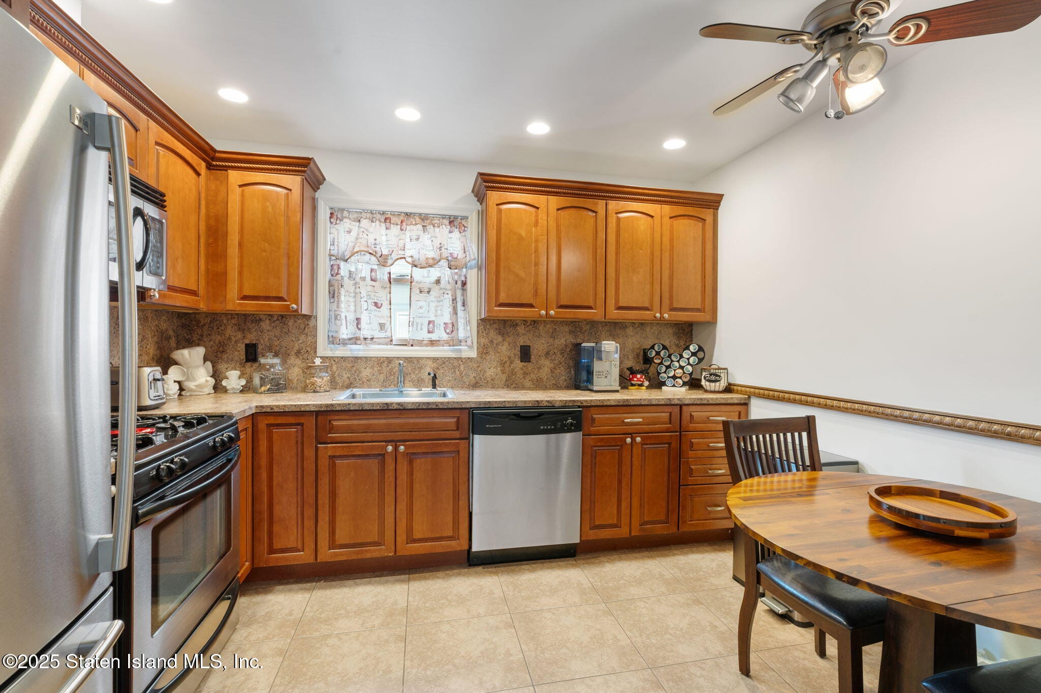 240 Alter Avenue, Staten Island, NY, 10305 image 6