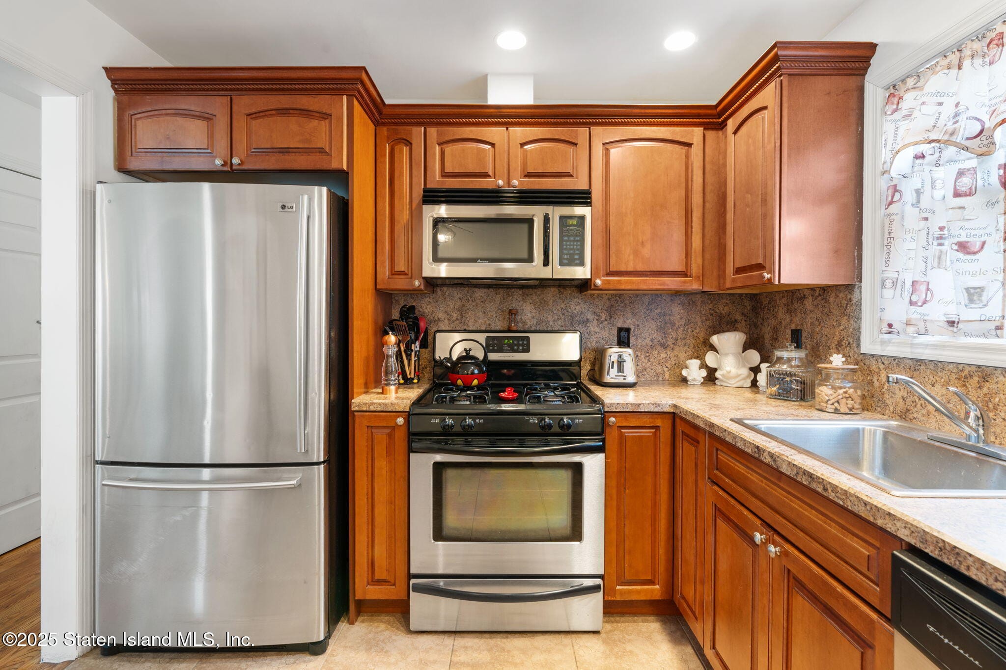 240 Alter Avenue, Staten Island, NY, 10305 image 7