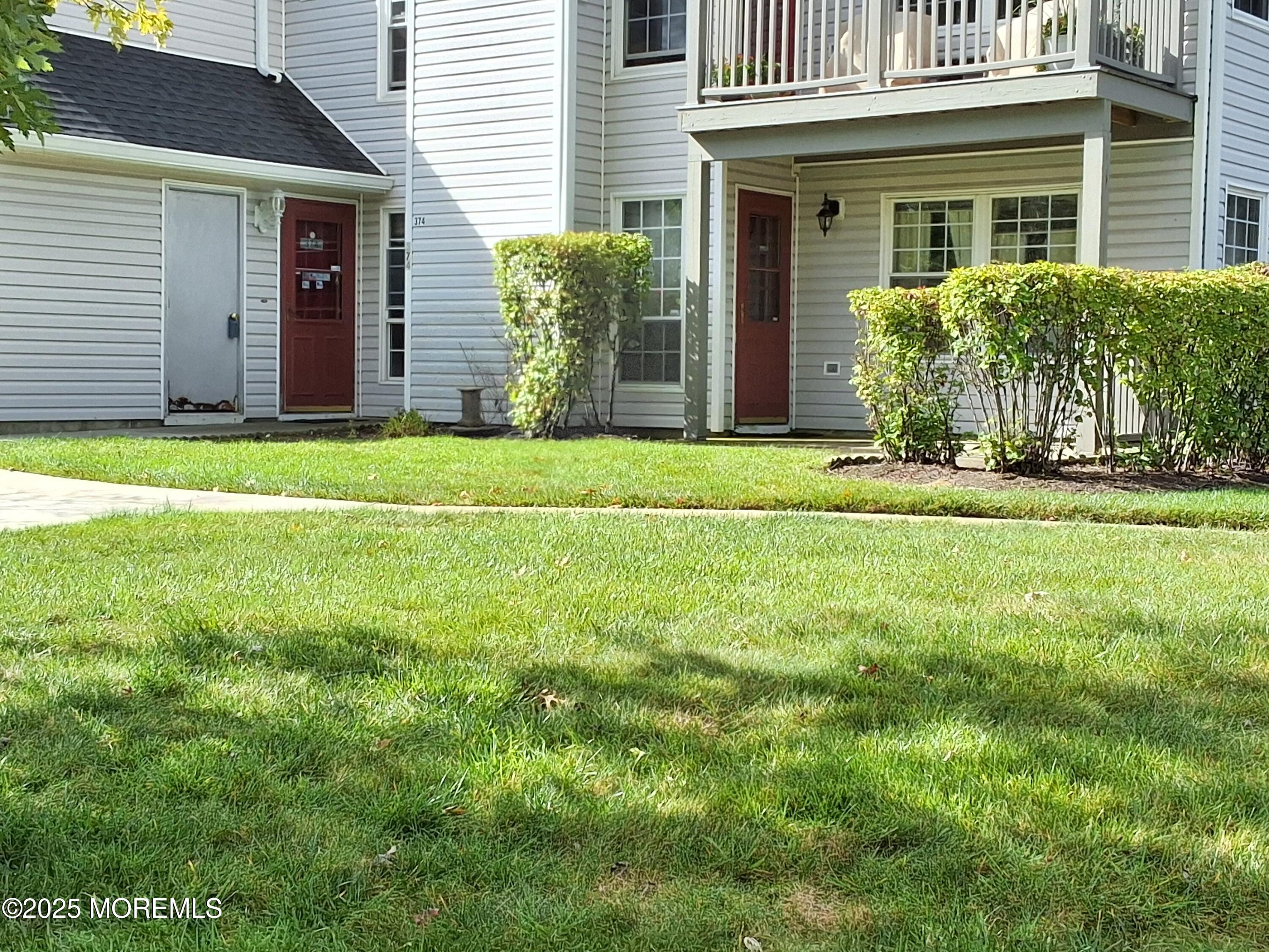 374 Hampton Place Image 2