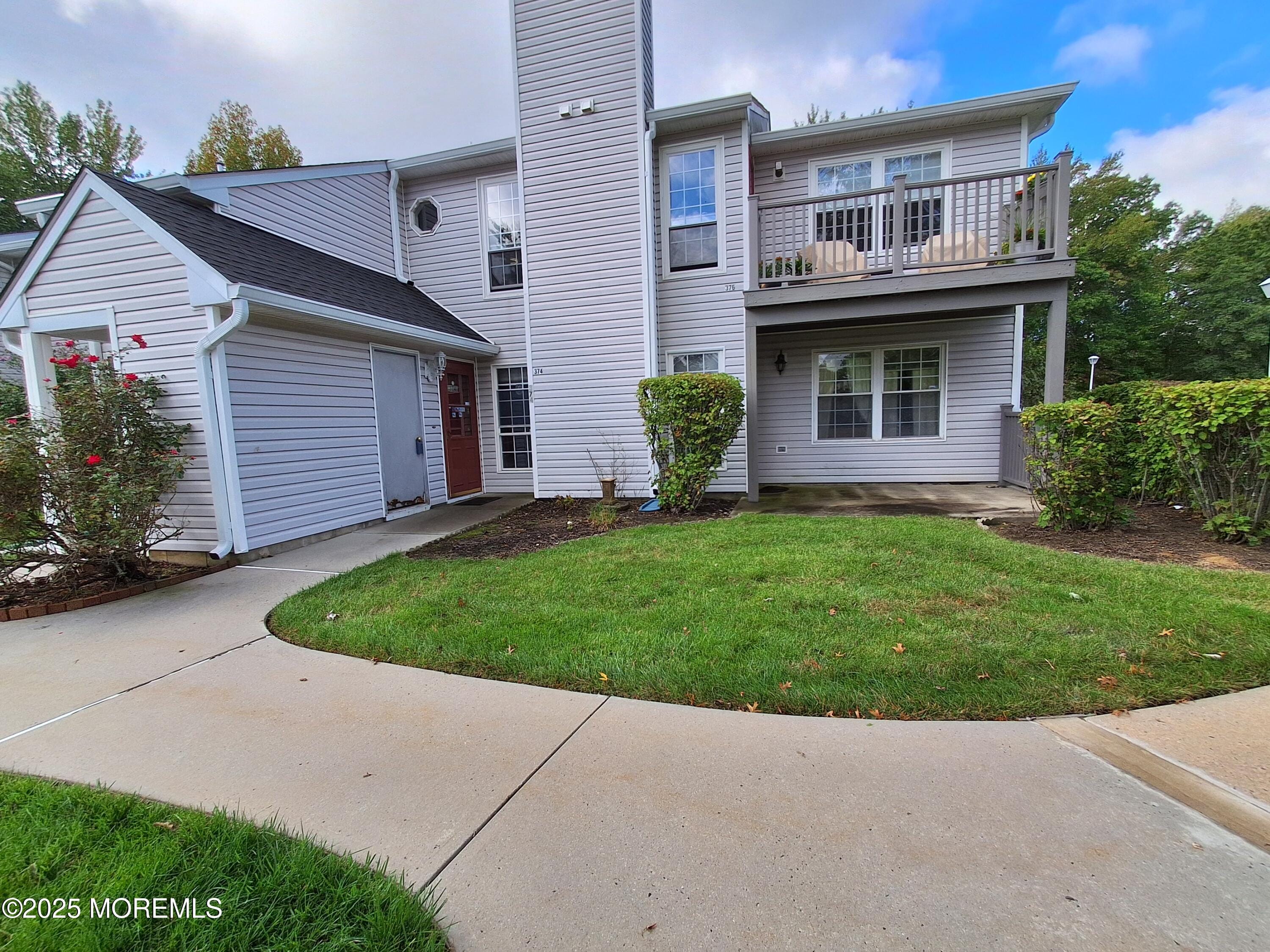 374 Hampton Place Image 3