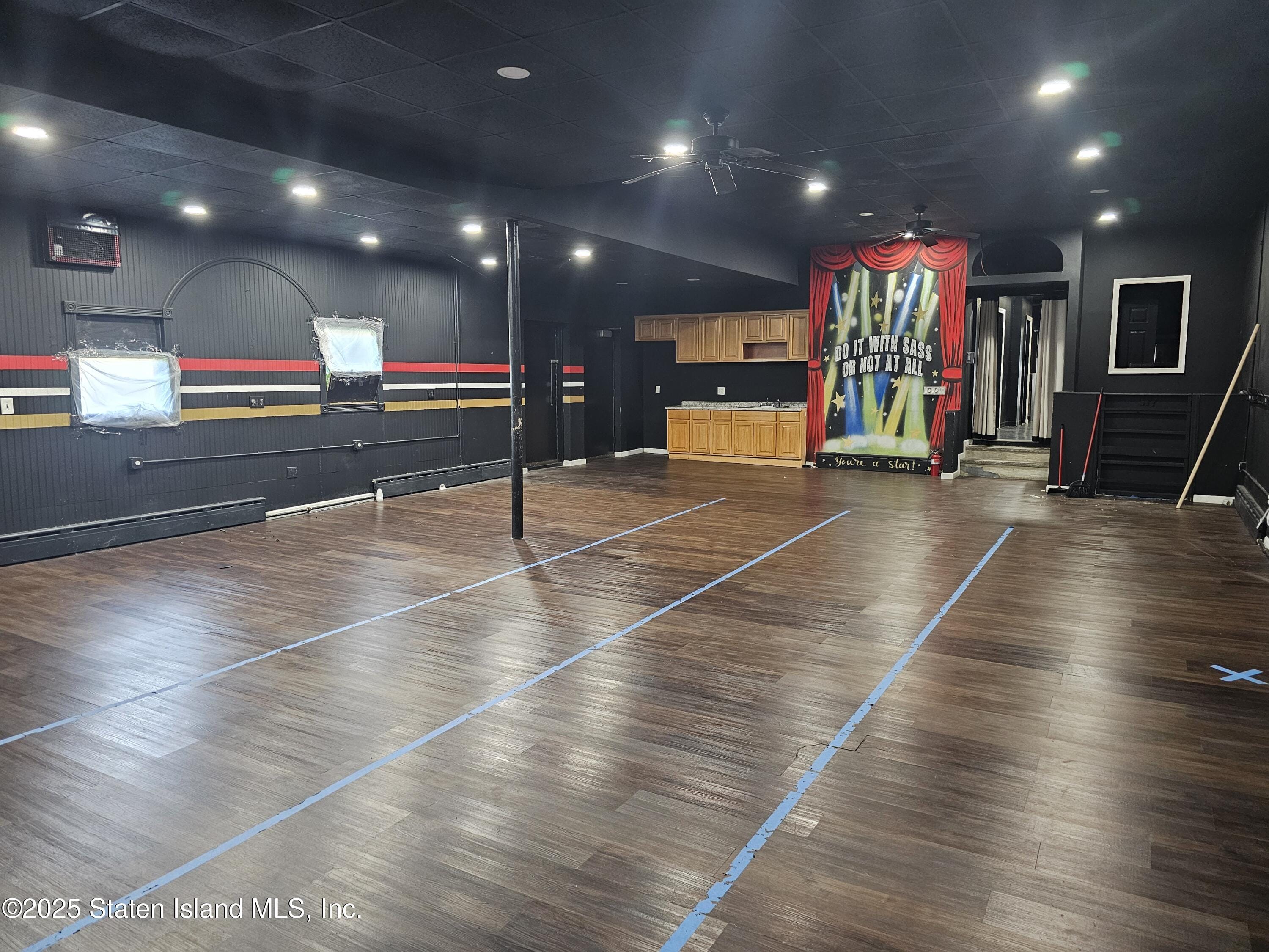 446 Jersey Street Image 4