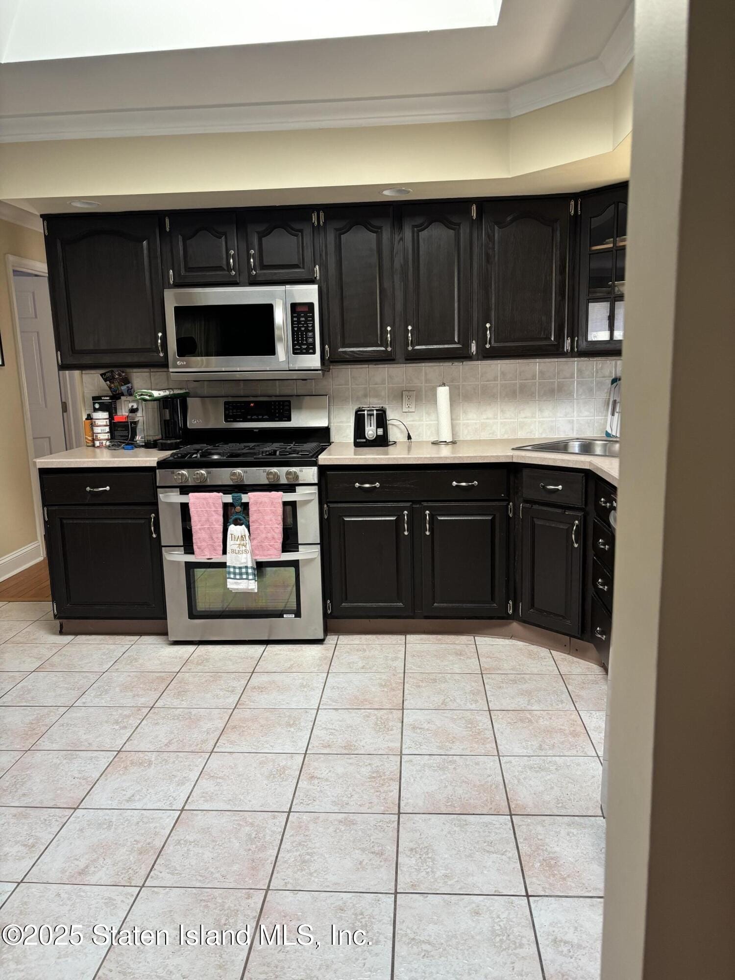 16 Ridgecrest Avenue Image 5