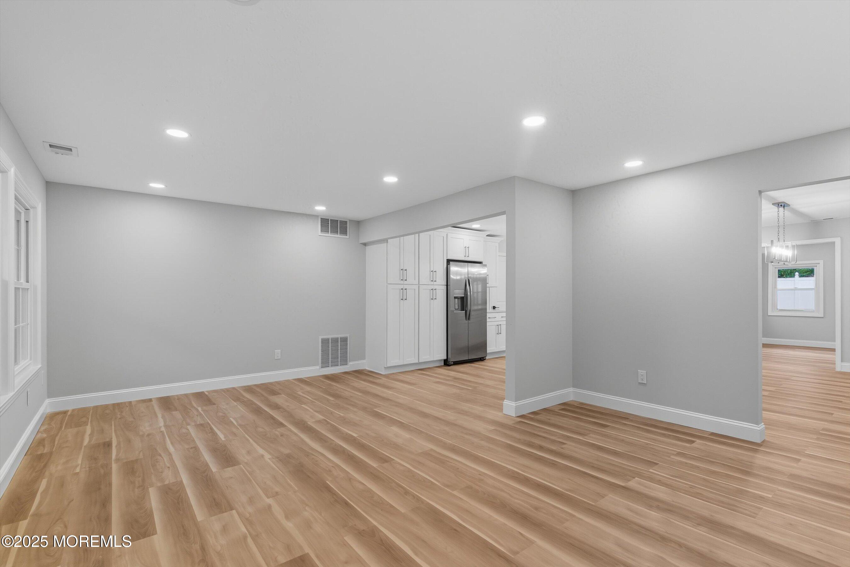 4 Harpers Ferry Road Image 5