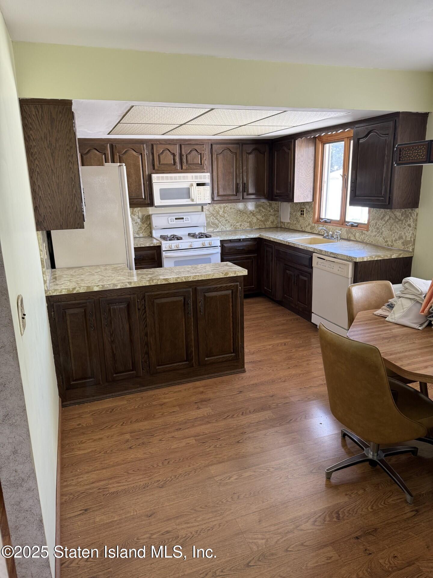 182 Woodbine Avenue, Staten Island, NY, 10314 image 8