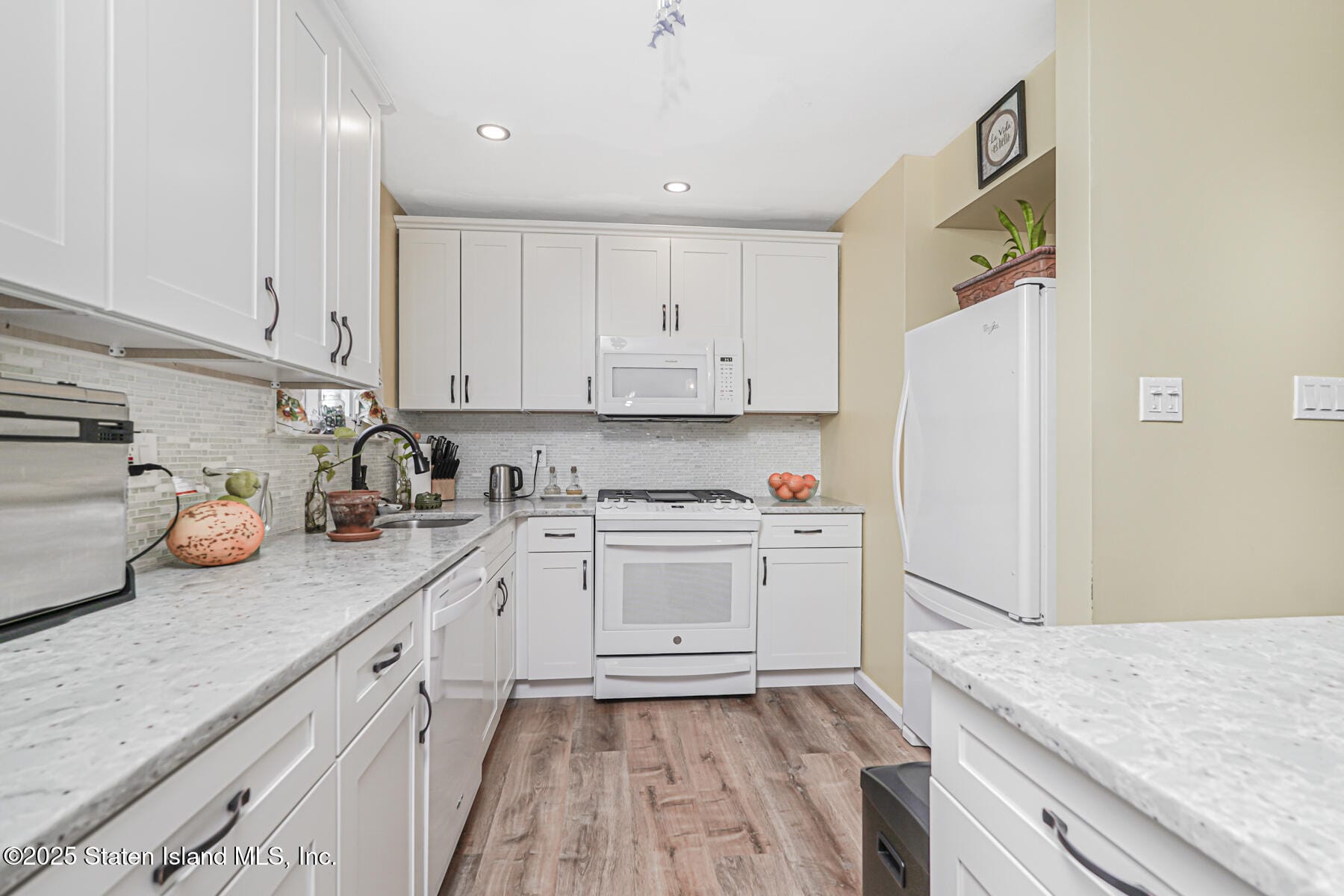 72 Eric Lane, Staten Island, NY, 10308 image 14