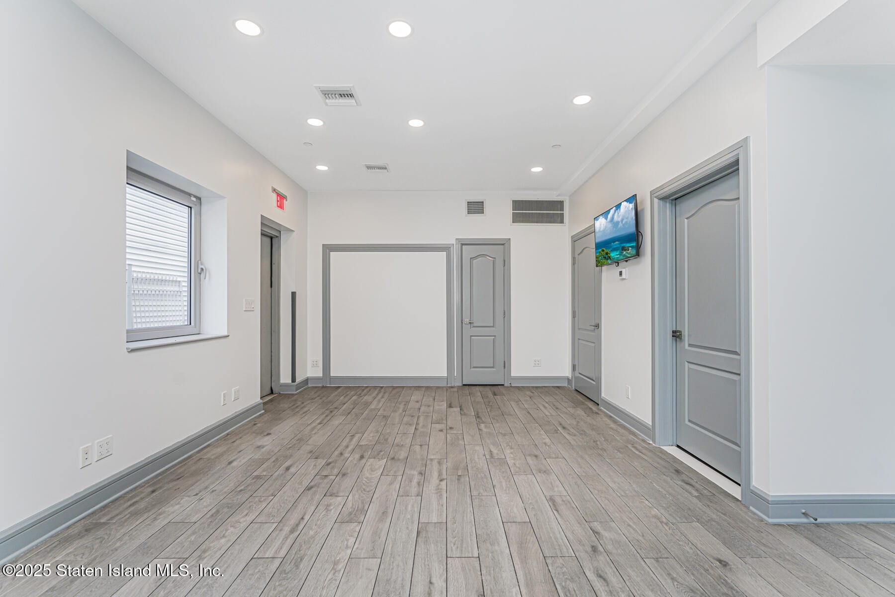 271 Walker Street Image 4