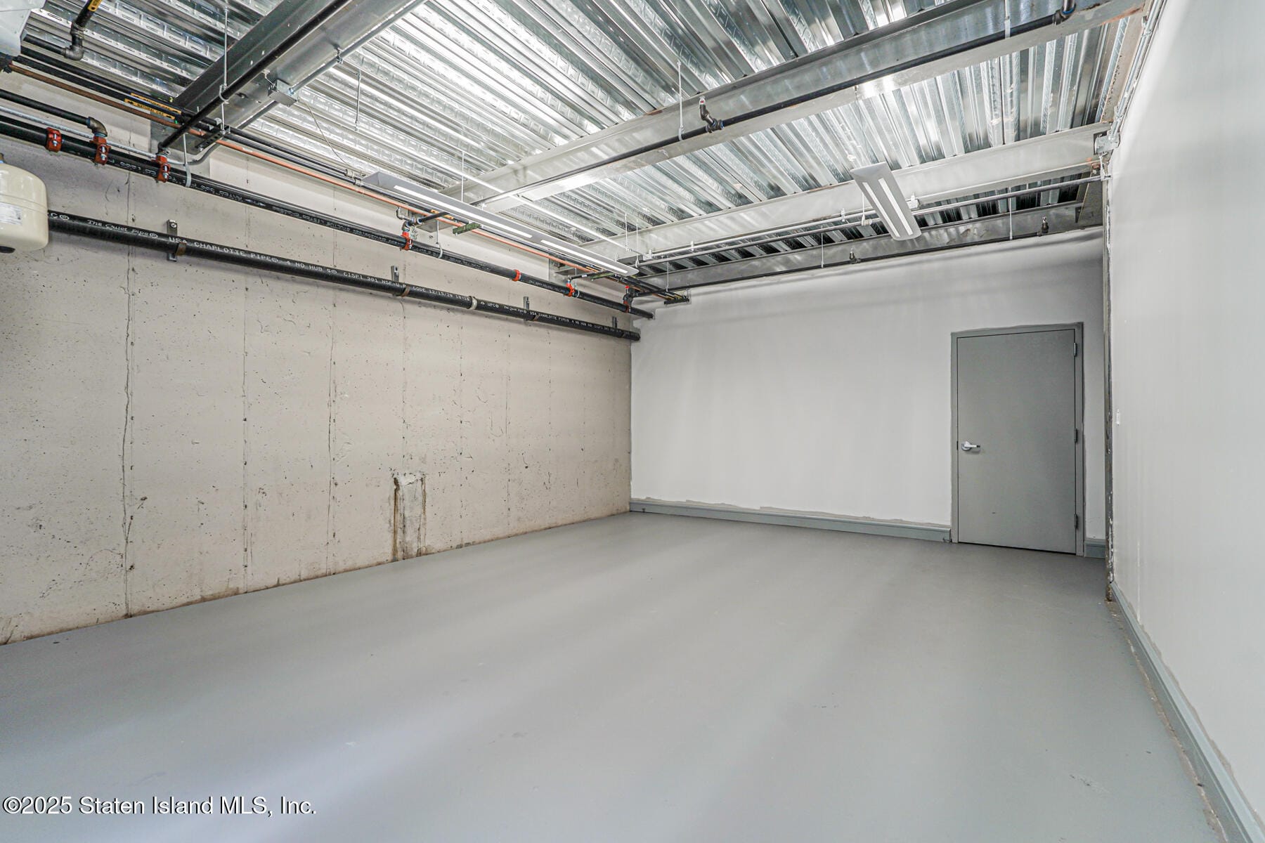 265 Walker Street Image 1