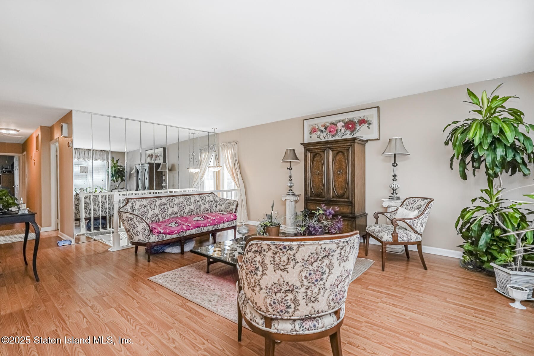 45 Sommer Avenue Image 3