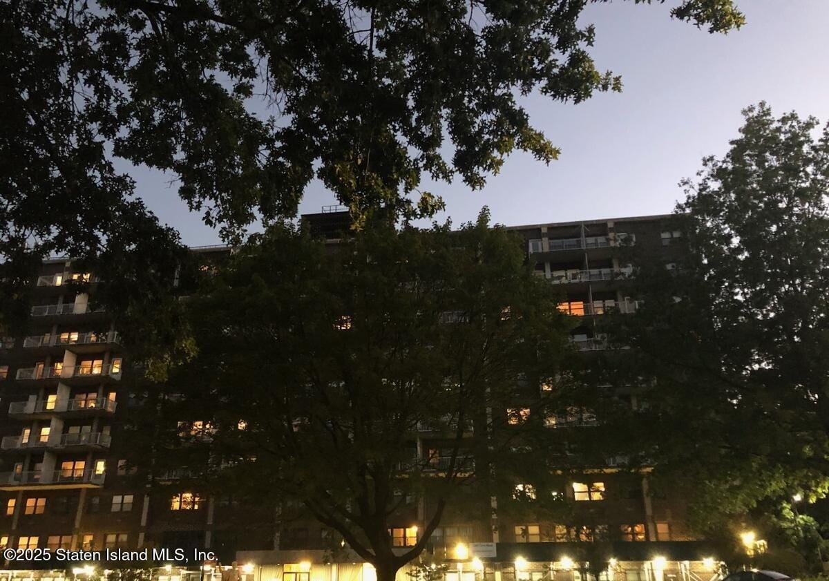 1100 Clove Road 3c Image 3