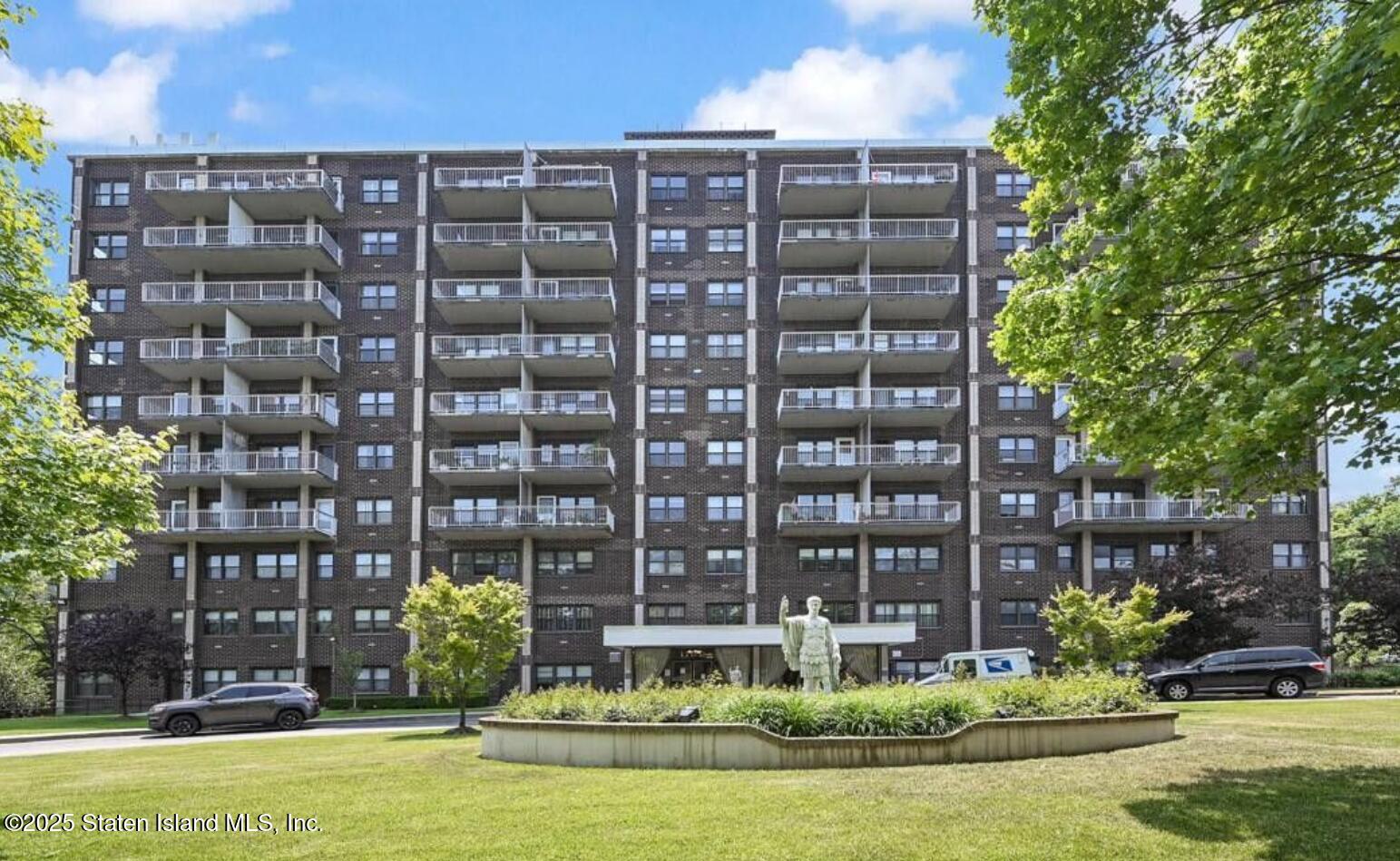 1100 Clove Road 3c Image 1