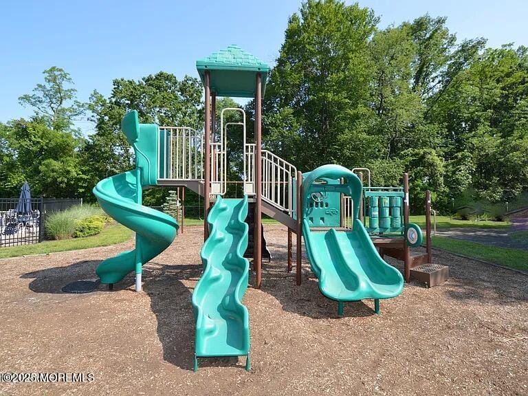 9 Gloria Court, Tinton Falls, NJ, 07724 image 17