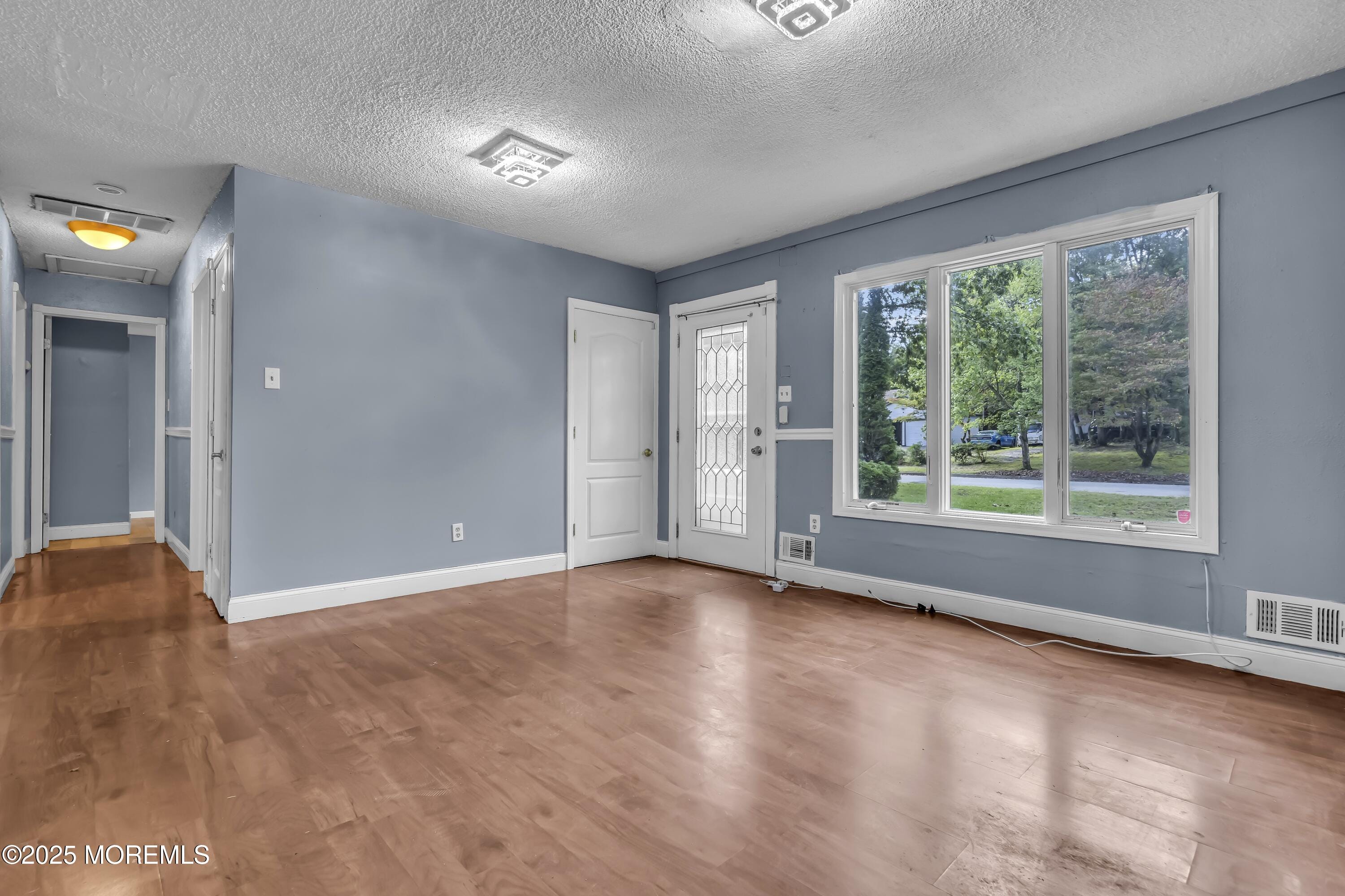 32 1st Street Image 4