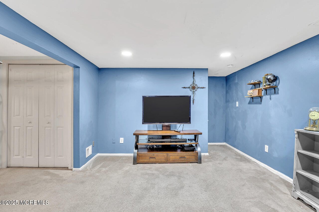 1200 Baylis Court Image 5