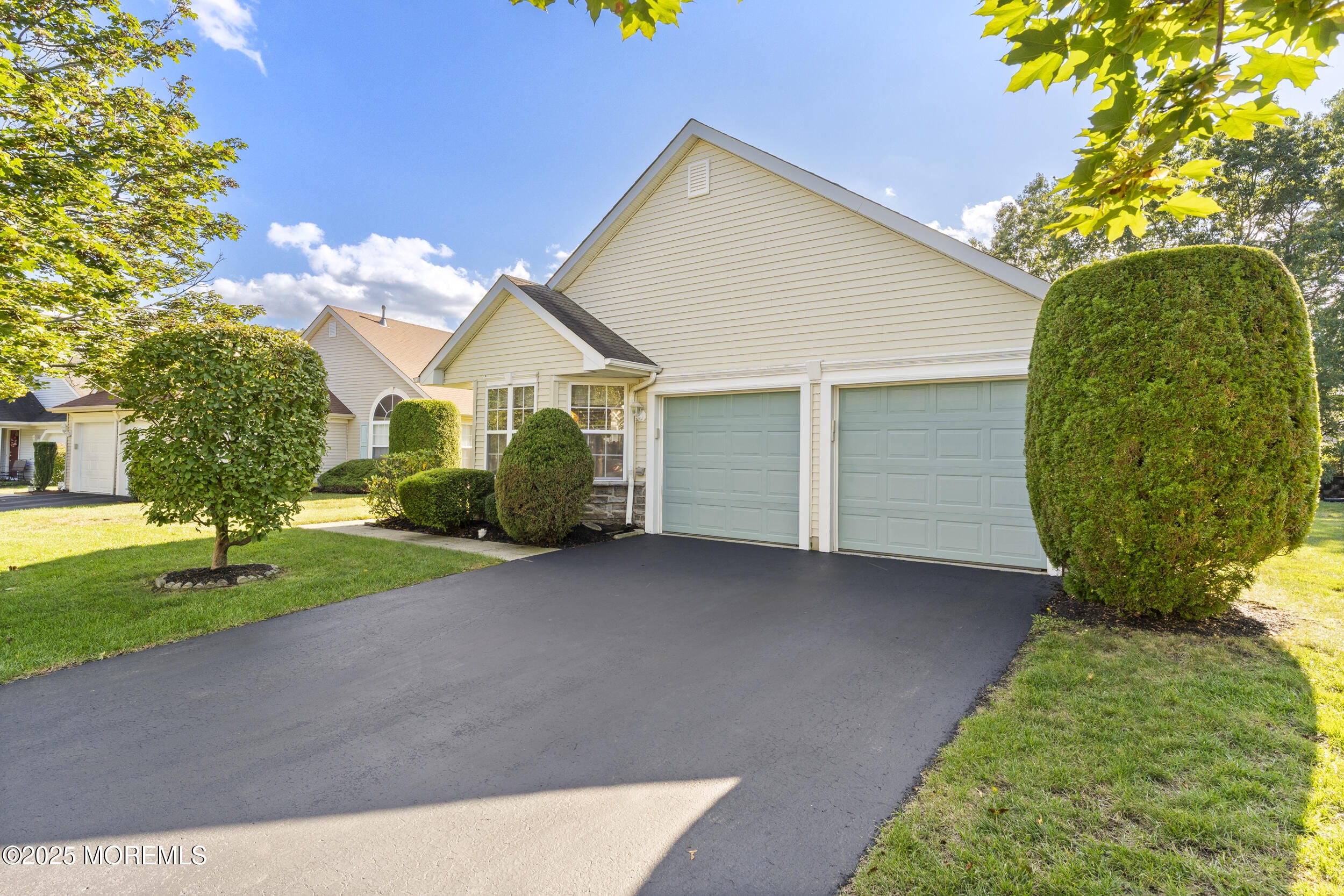 8 Oakmont Road Image 3