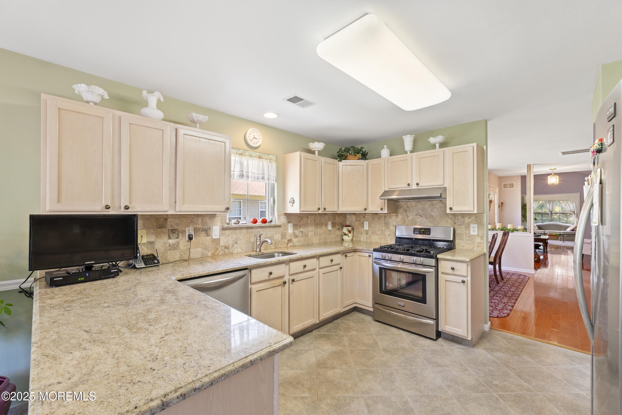 8 Oakmont Road, Lakewood, NJ, 08701 image 22