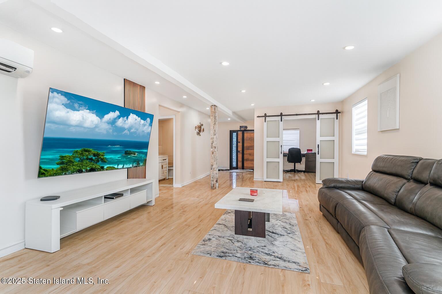 127 Ridgecrest Avenue Image 3