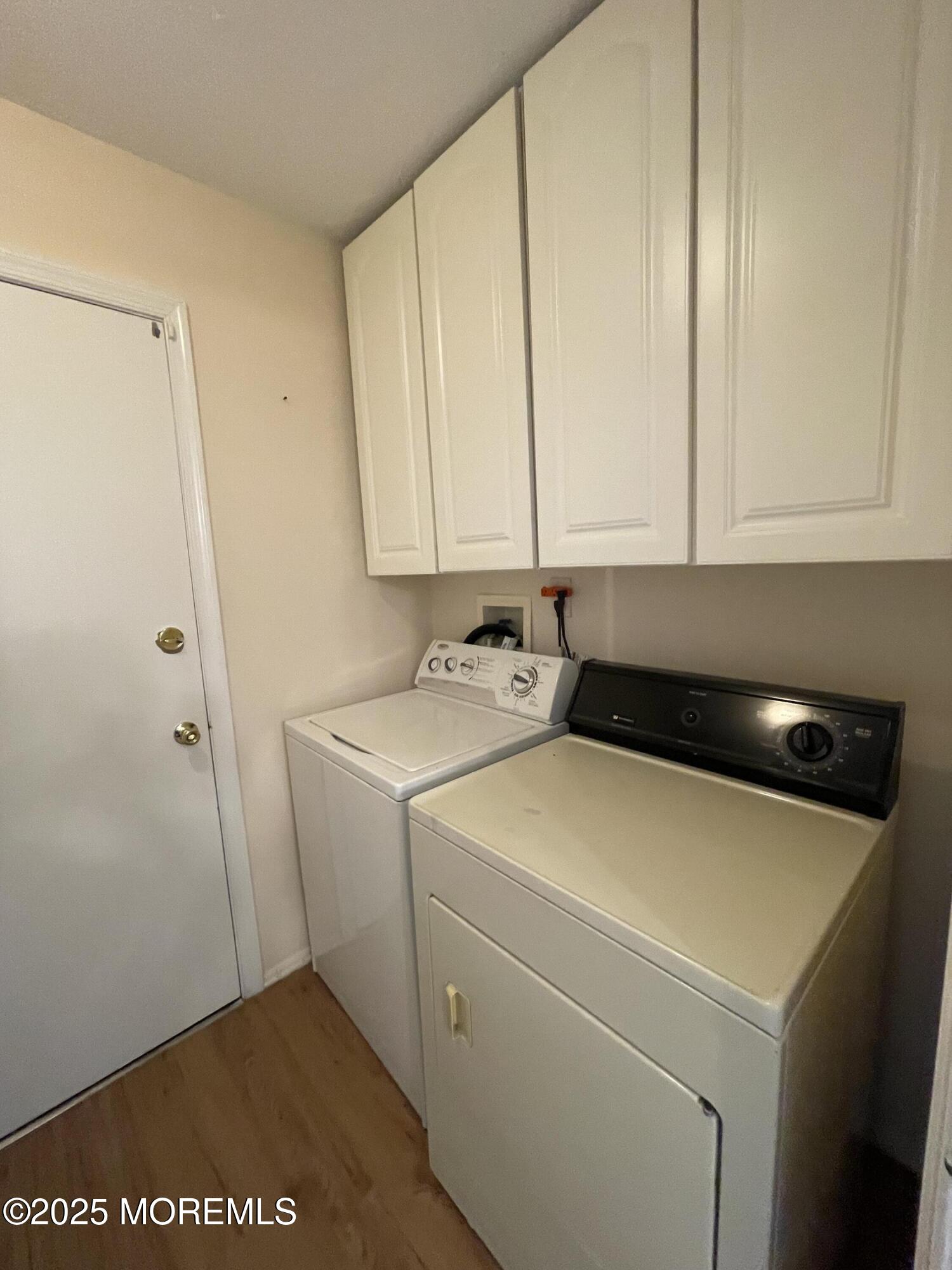 55 Farnworth Close 1000, Freehold, NJ, 07728 image 17
