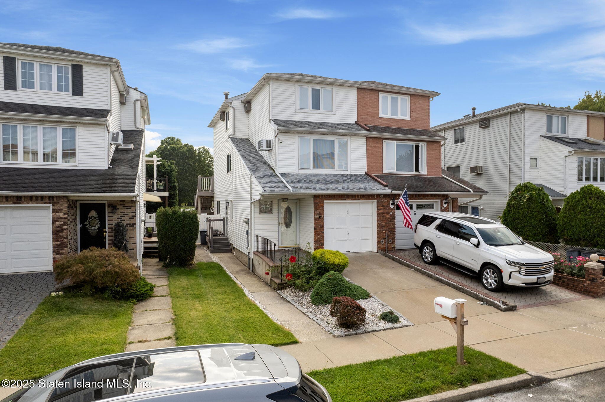 38 Corona Avenue Image 1