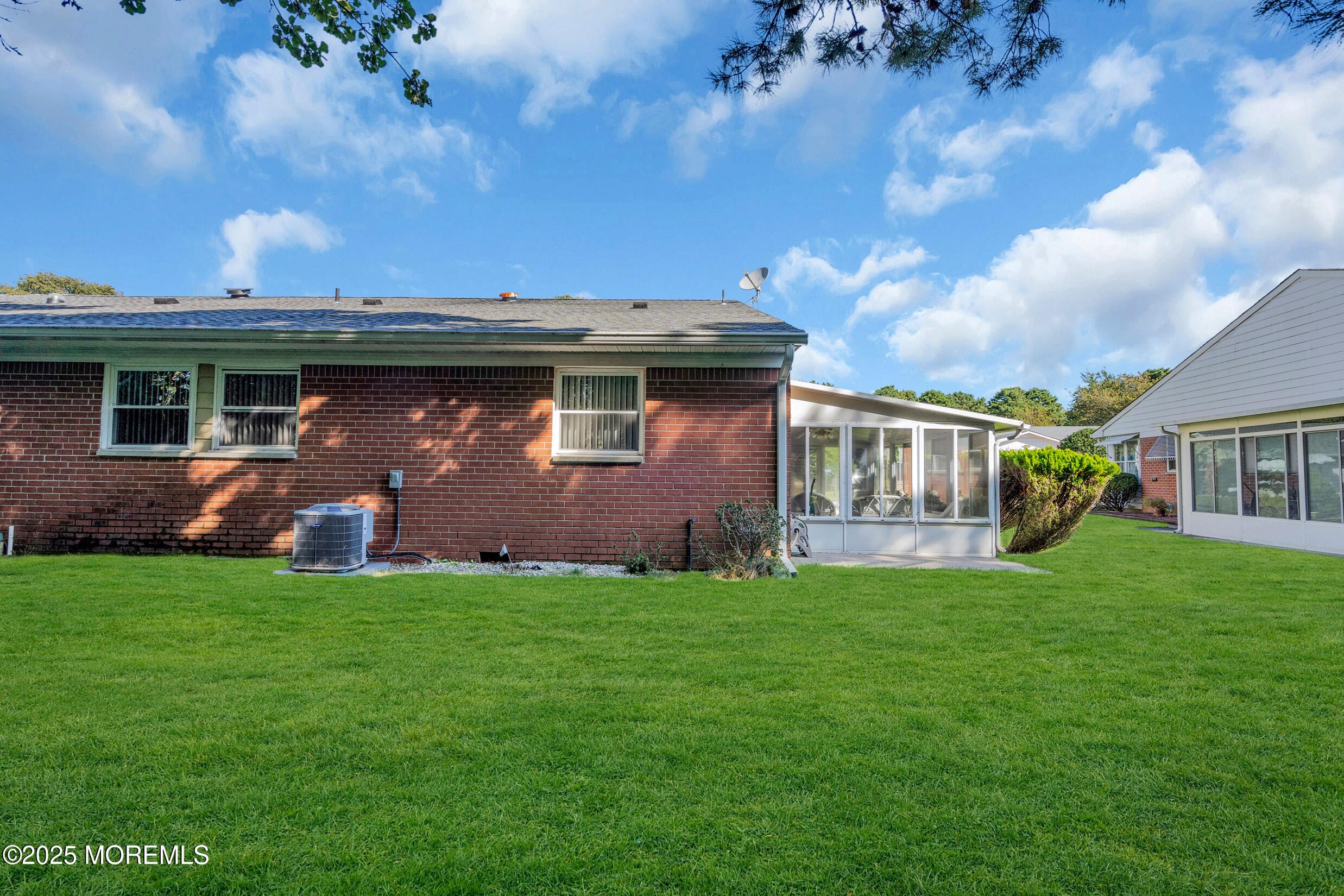 18 Monmouth Lane A, Whiting, NJ, 08759 image 13