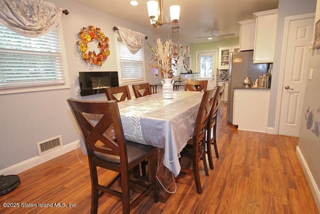 336 Van Name Avenue Image 4