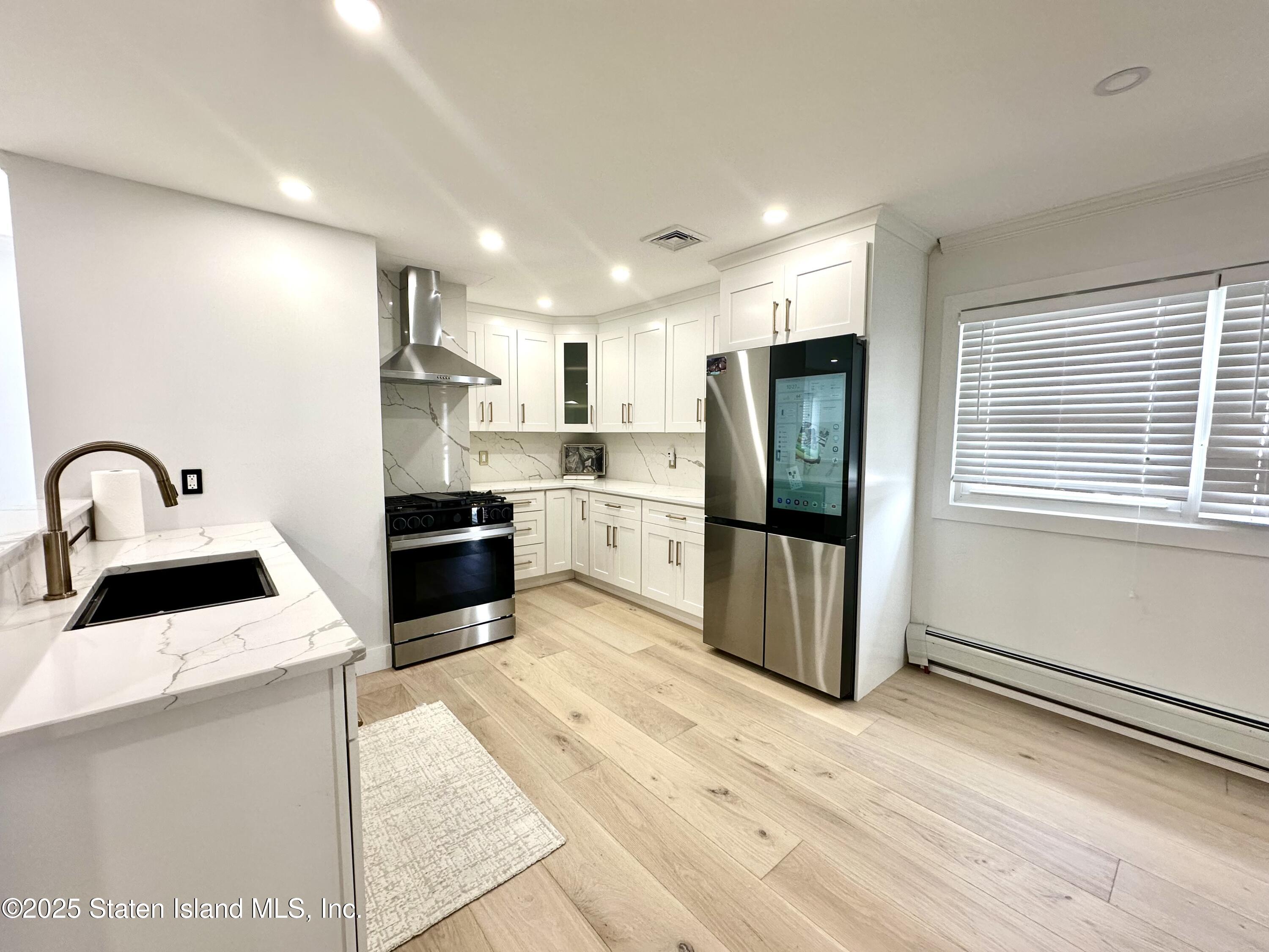 211 Hull Avenue, Staten Island, NY, 10306 image 7