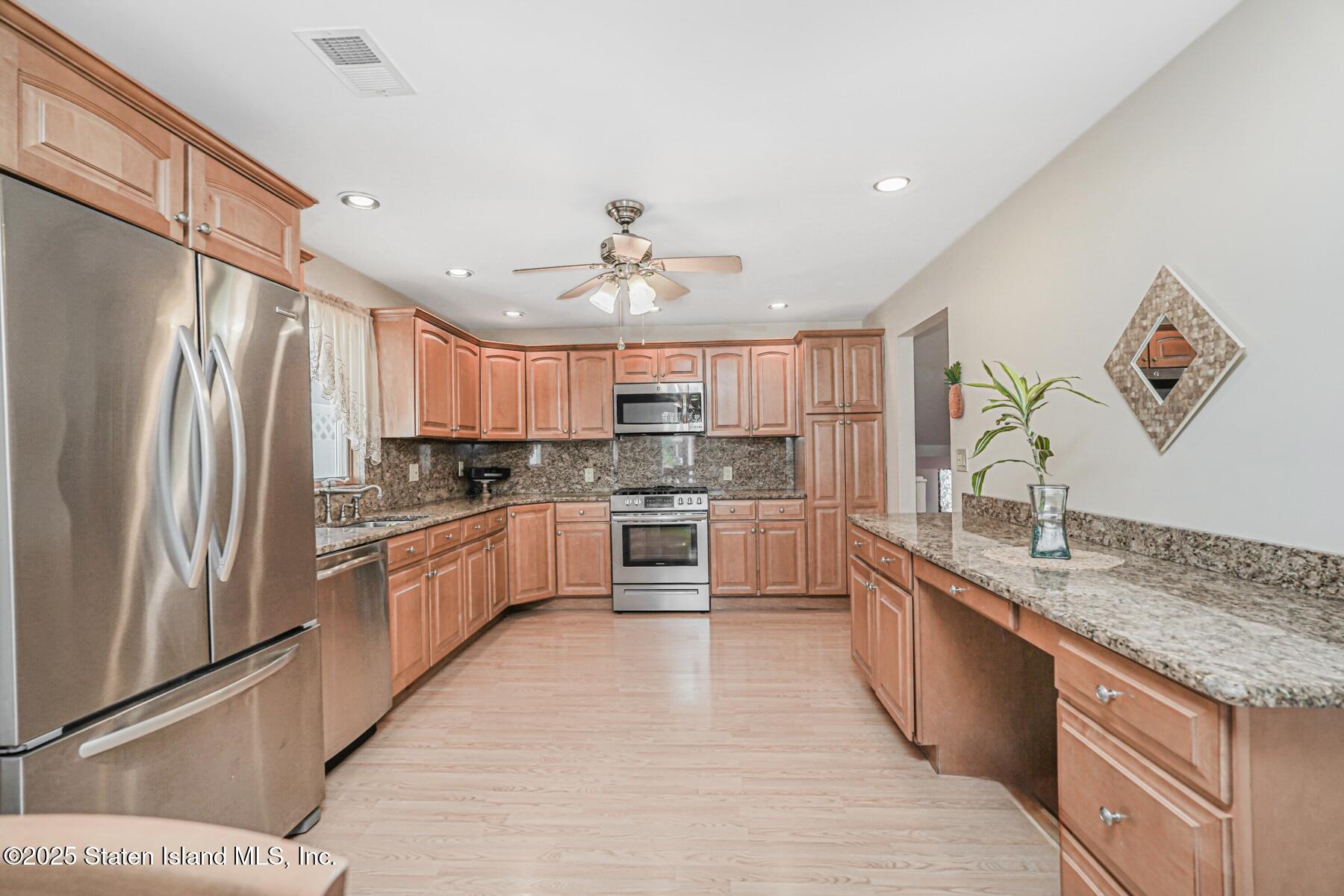 116 Woehrle Avenue, Staten Island, NY, 10312 image 6