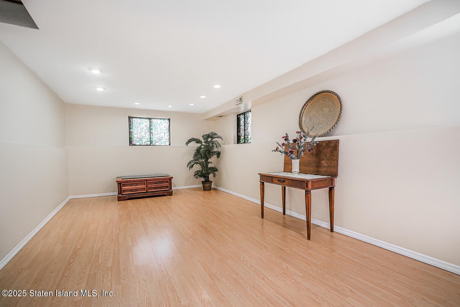 116 Woehrle Avenue, Staten Island, NY, 10312 image 29