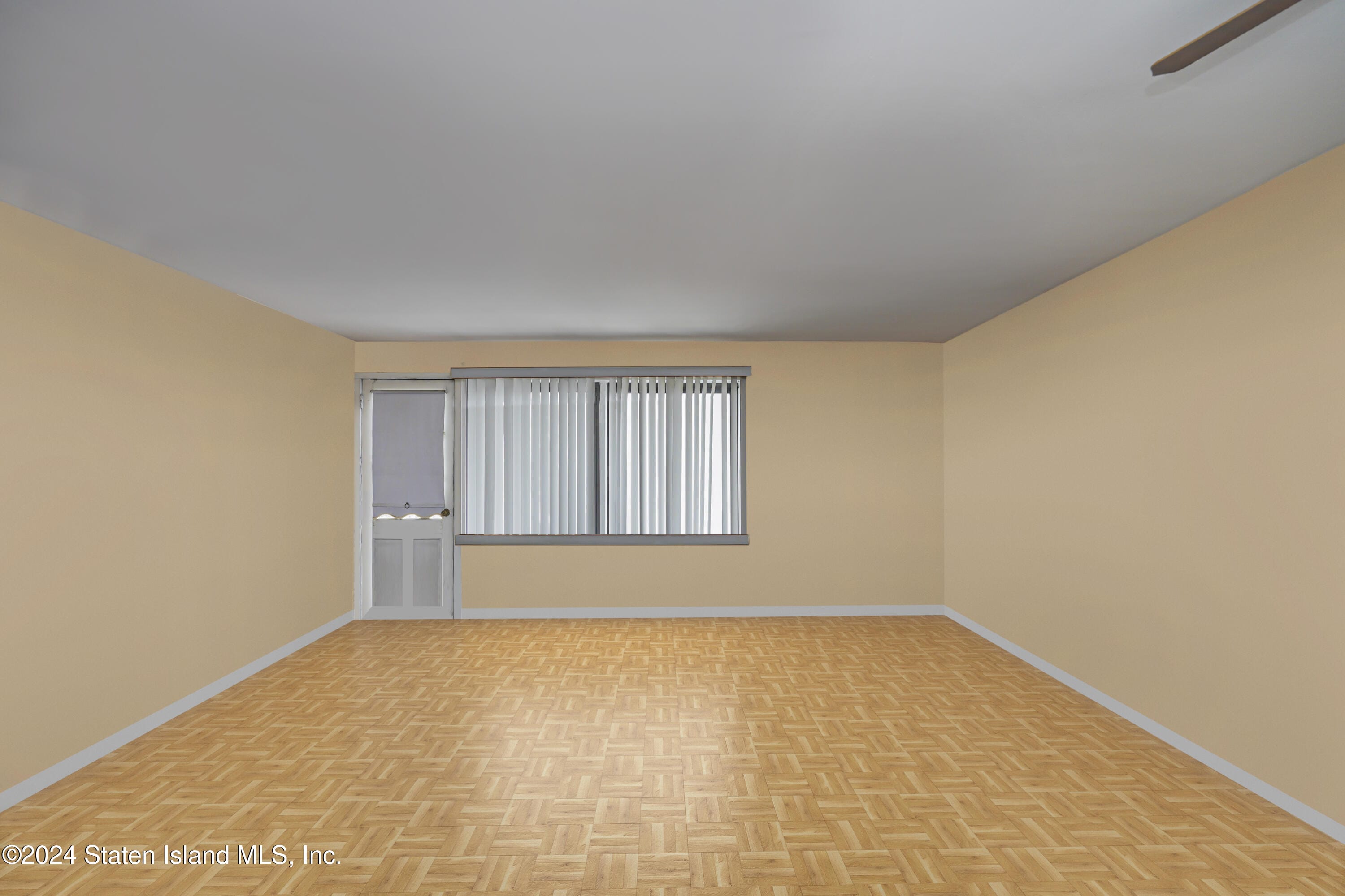 1000 Clove Road #5f Image 4