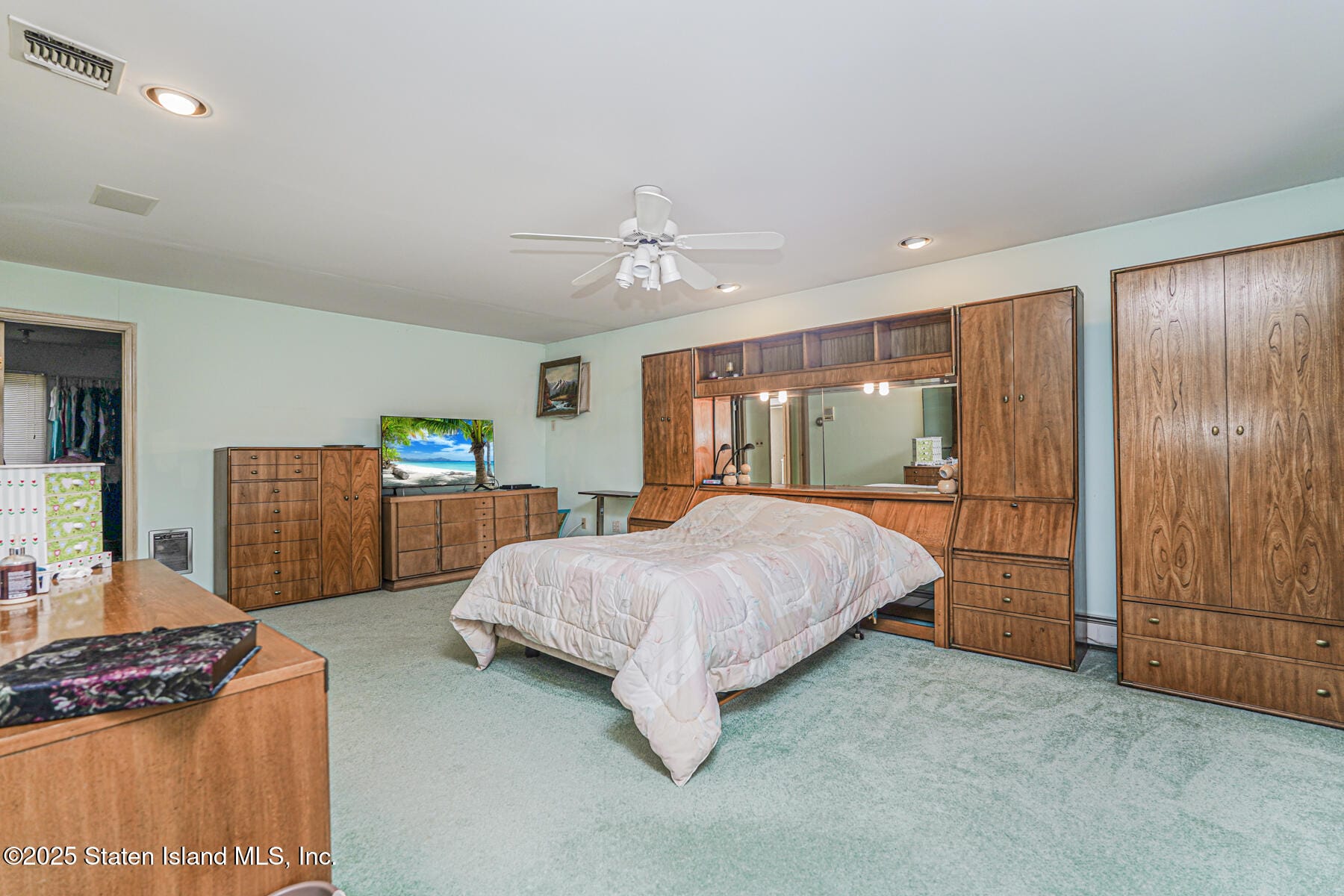 16 Nicolosi Loop, Staten Island, NY, 10312