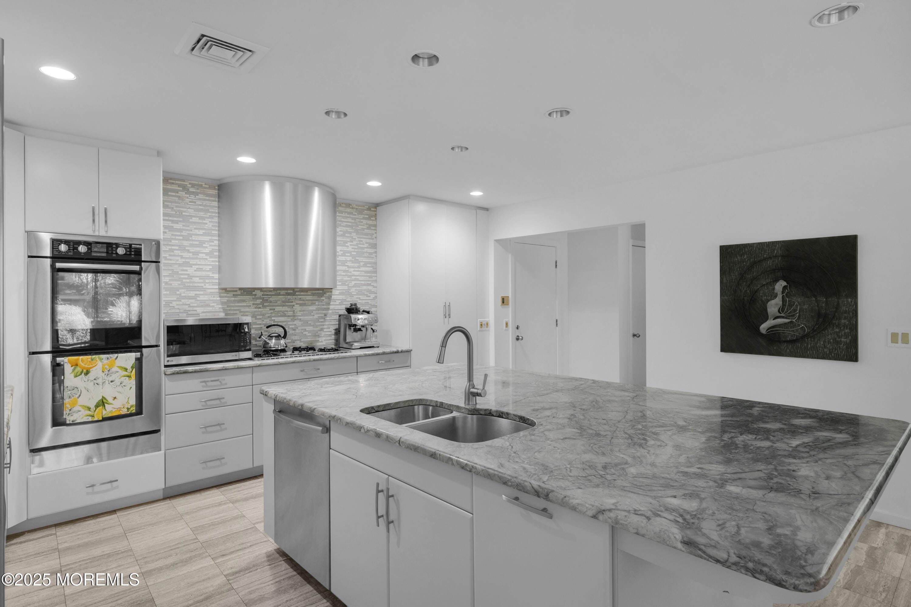 2113 First Avenue, Allenwood, NJ, 08720 image 28