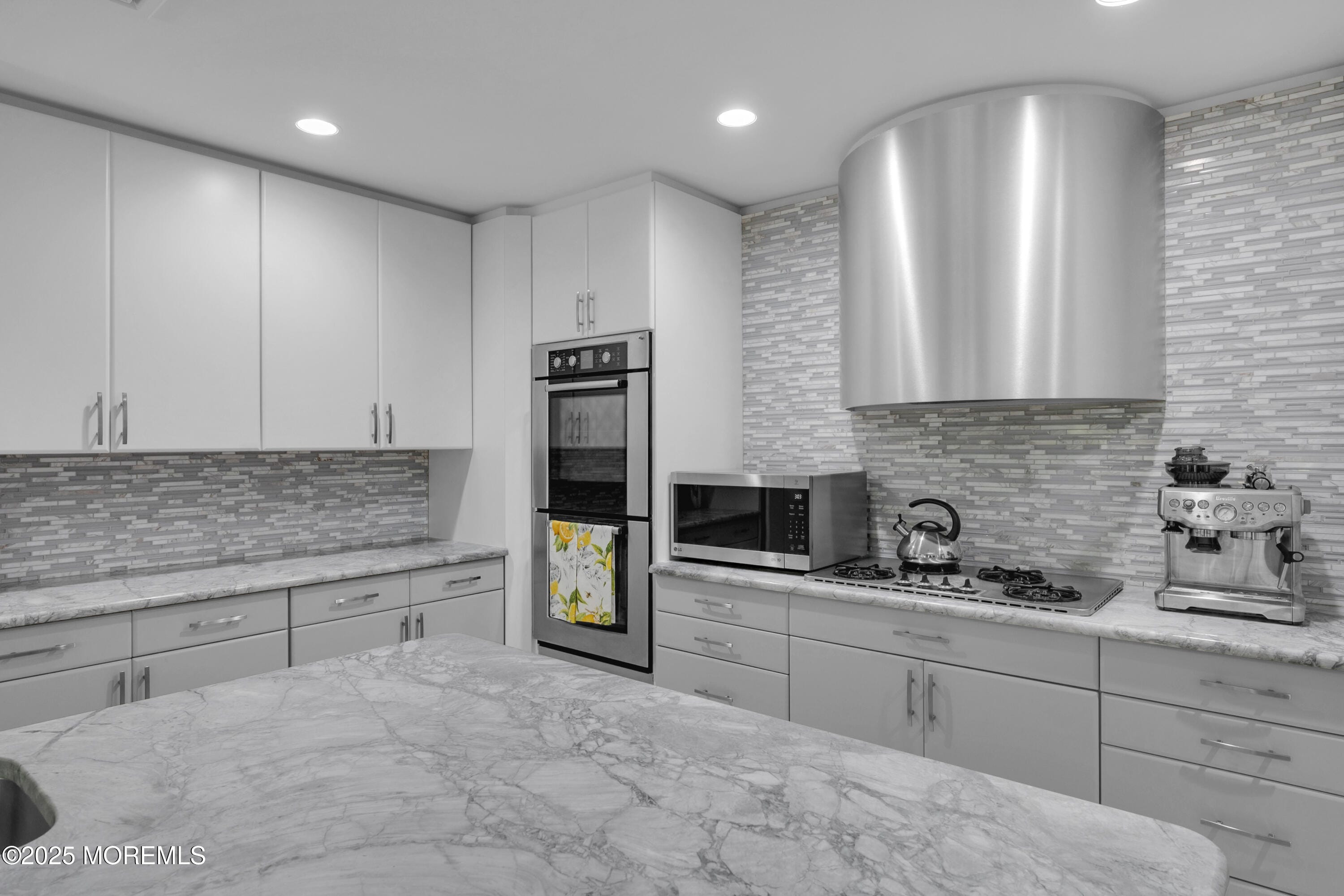 2113 First Avenue, Allenwood, NJ, 08720 image 27