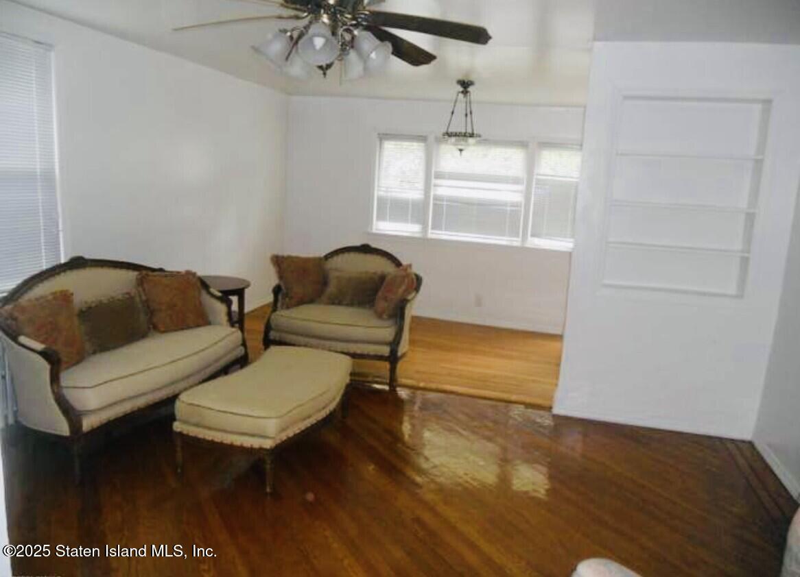 27 Eadie Place Image 2