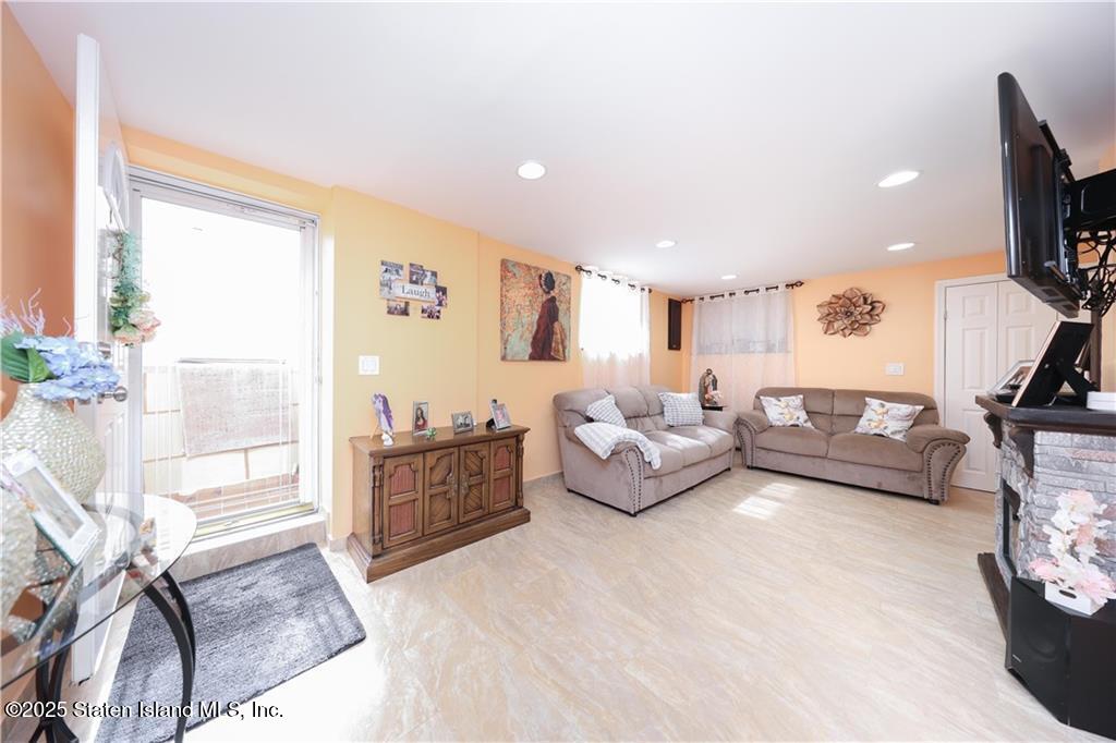 49 Lewiston Street, Staten Island, NY, 10314 image 37