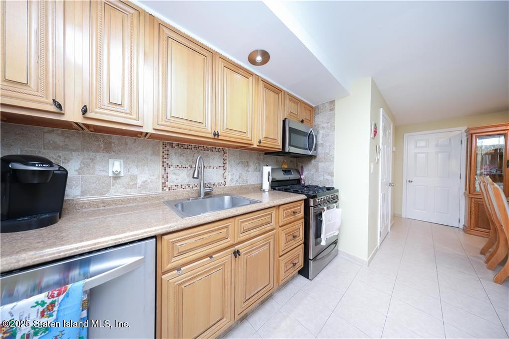 49 Lewiston Street, Staten Island, NY, 10314 image 40