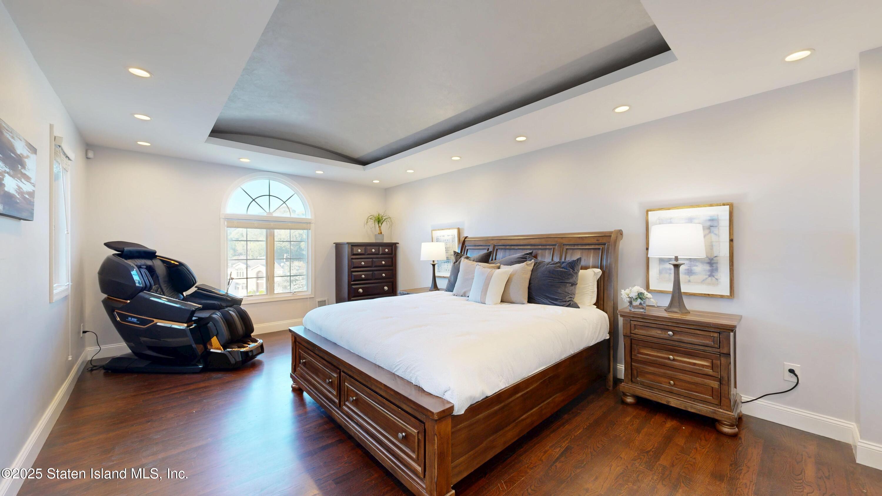 55 Nicole Loop, Staten Island, NY, 10301 image 12