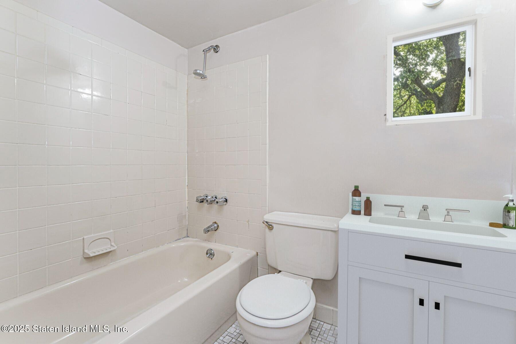 98 Cotter Avenue, Staten Island, NY, 10306 image 18