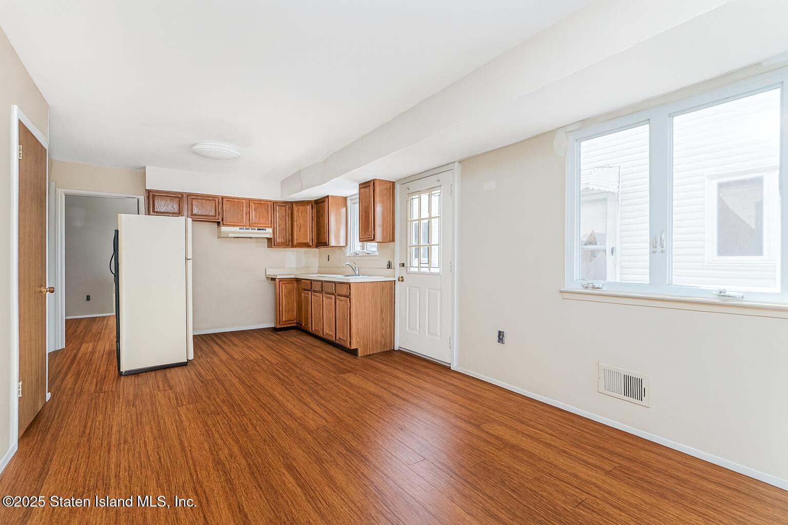 98 Cotter Avenue, Staten Island, NY, 10306 image 20
