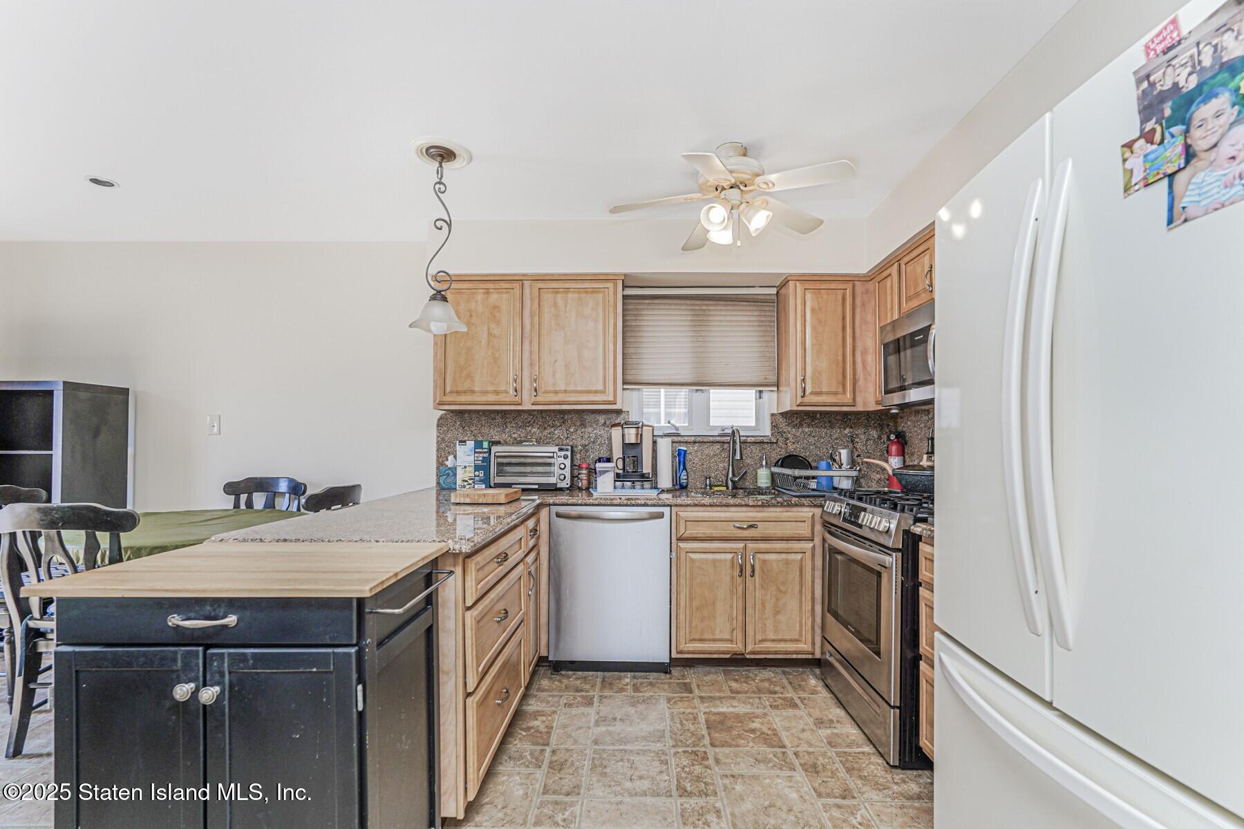 98 Cotter Avenue, Staten Island, NY, 10306 image 8
