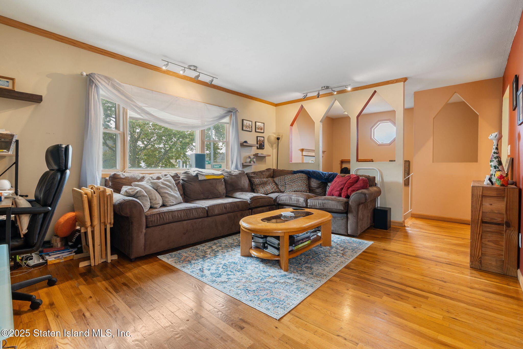 735 Sheldon Avenue Image 2