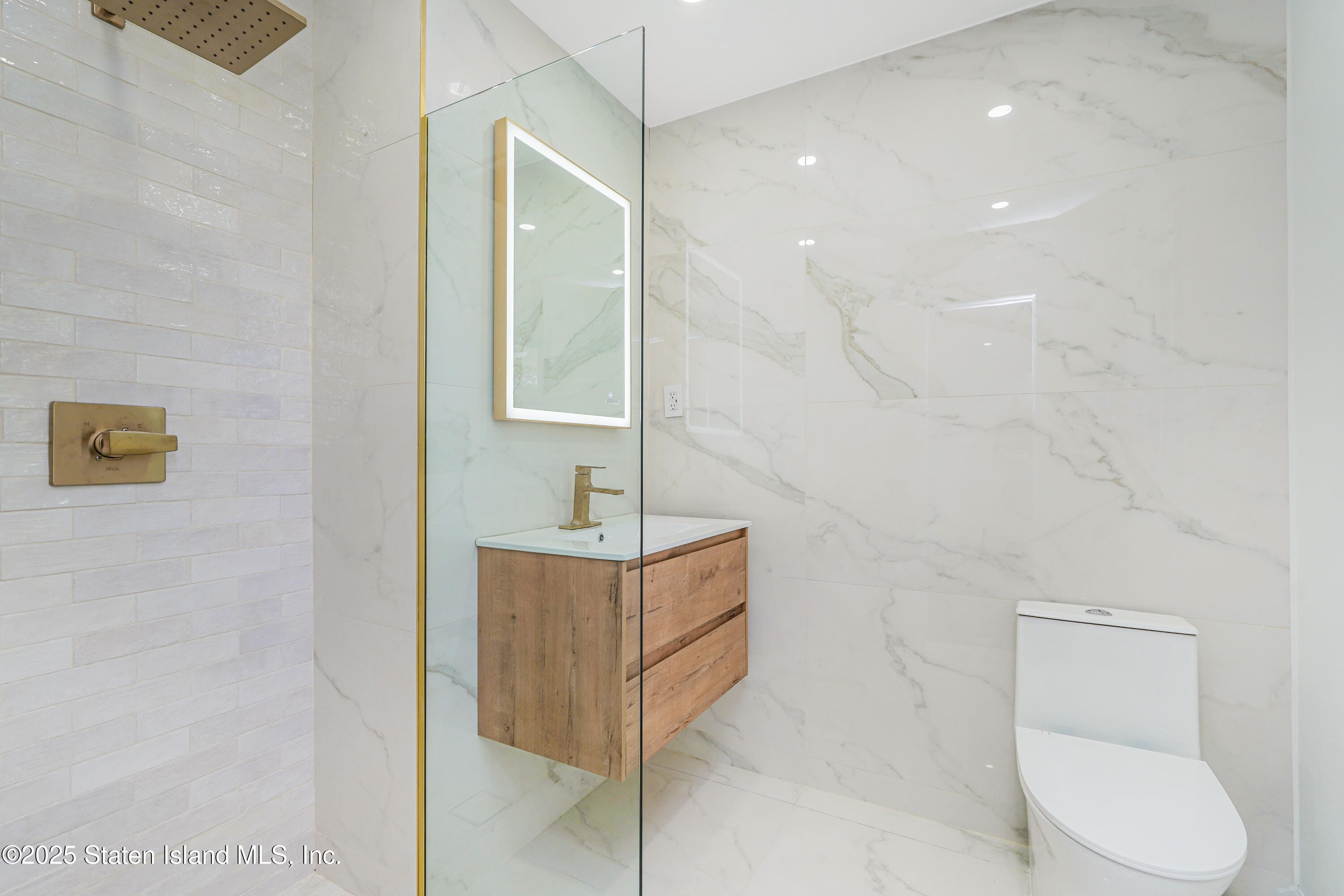 28 Whittier Drive, Manalapan, NJ, 07726 image 36