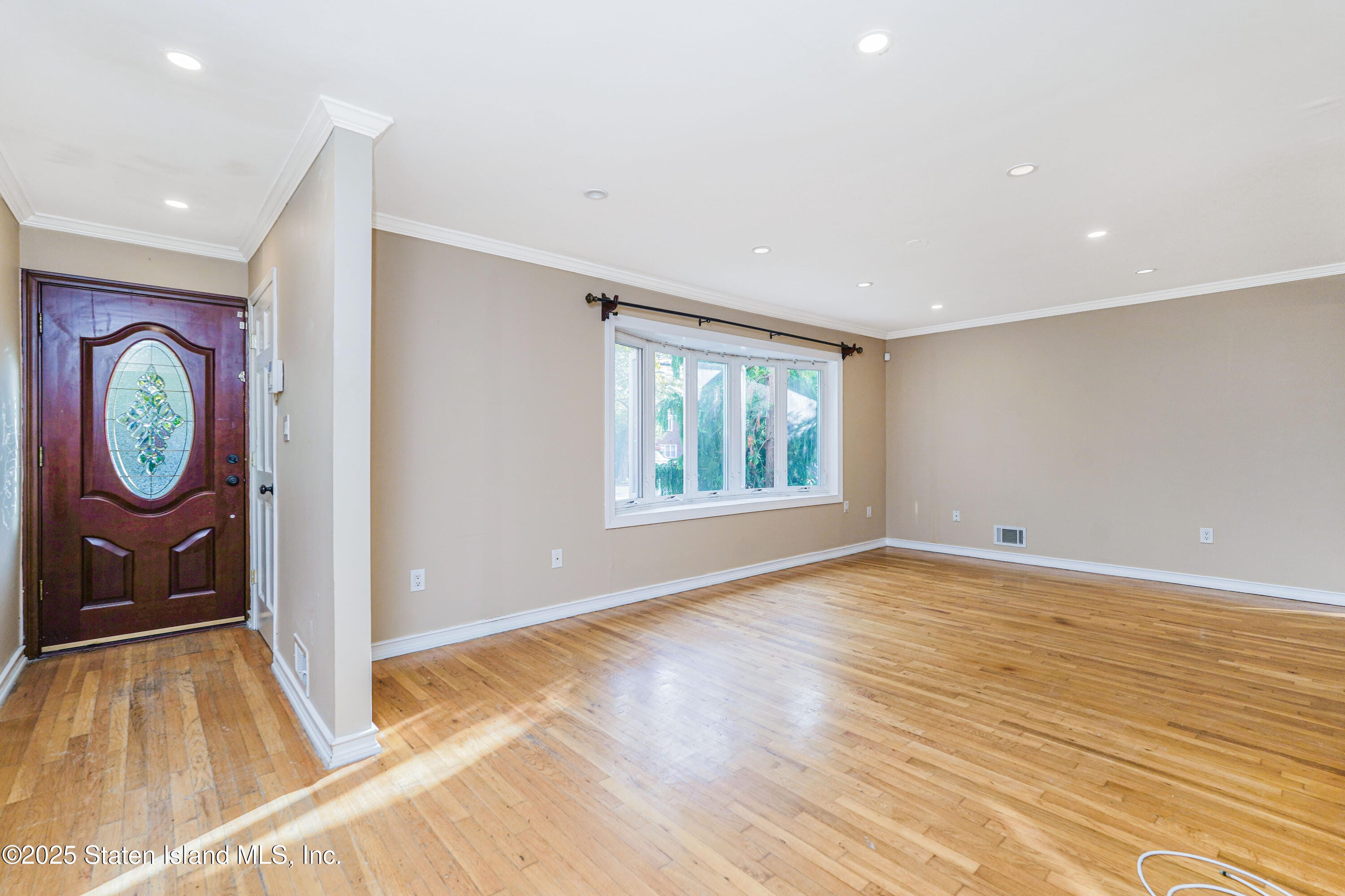 362 Jefferson Avenue Image 3